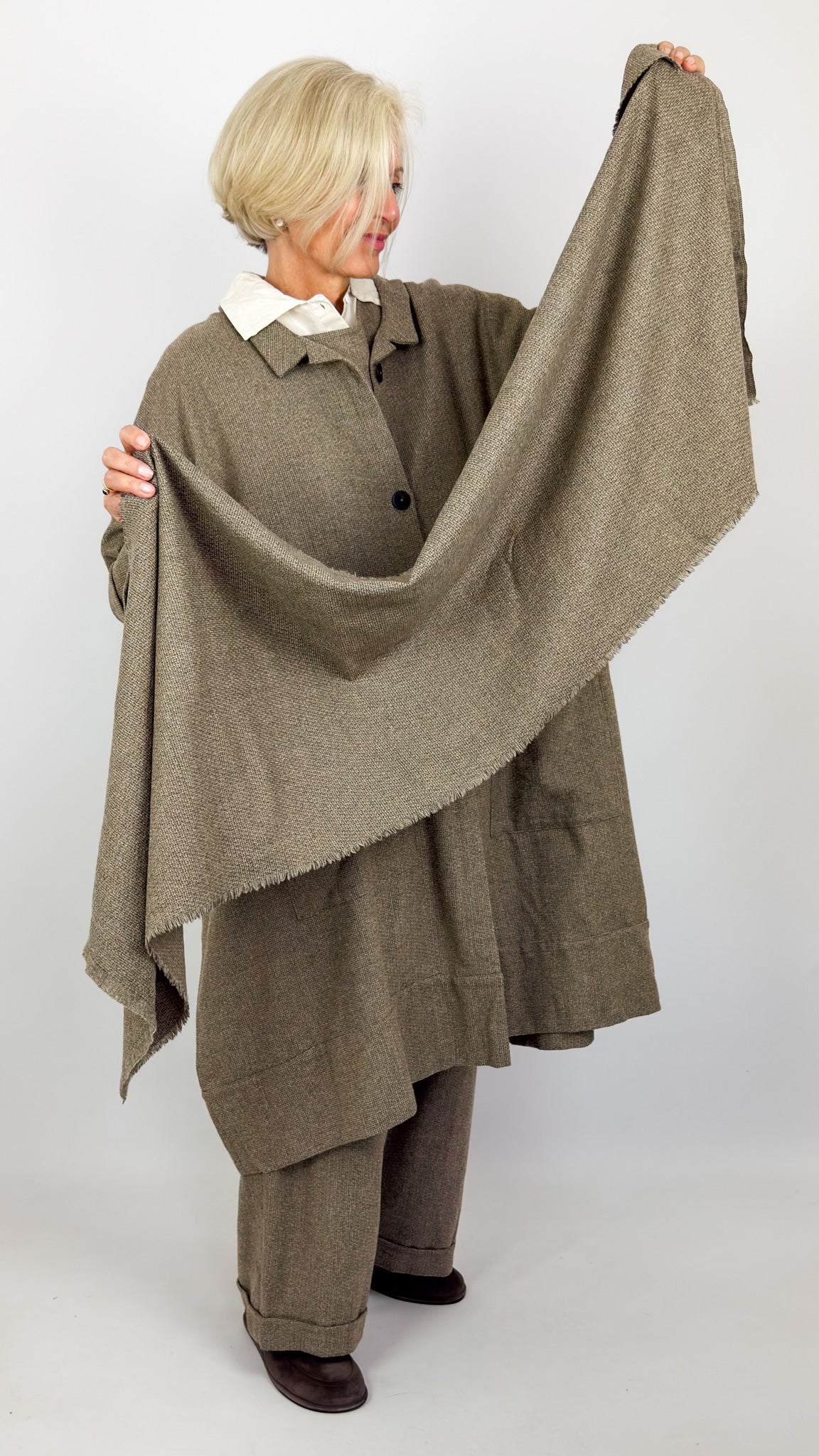 Barbara Lang WOL XXX Scarf Biege
