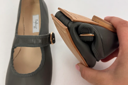 Fold. Pack. Go: The Bagllerina Show Collection