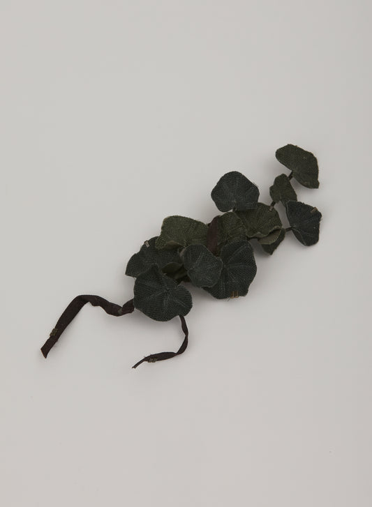 Pas De Calais 0102 Geranium Corsage Brooch