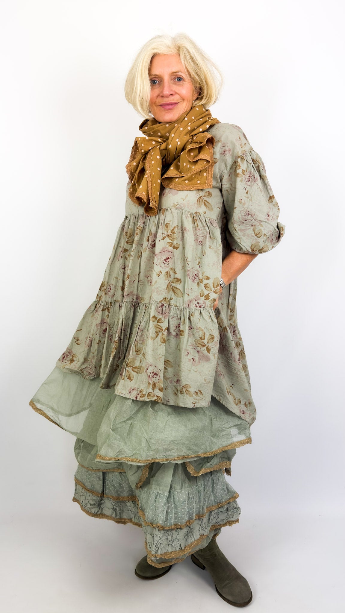Les Ours Nana Blouse Sage Flowers