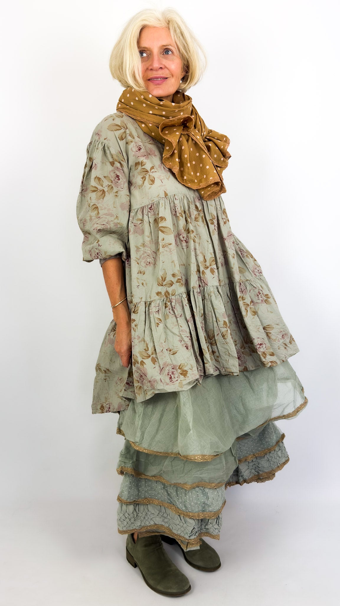 Les Ours Nana Blouse Sage Flowers