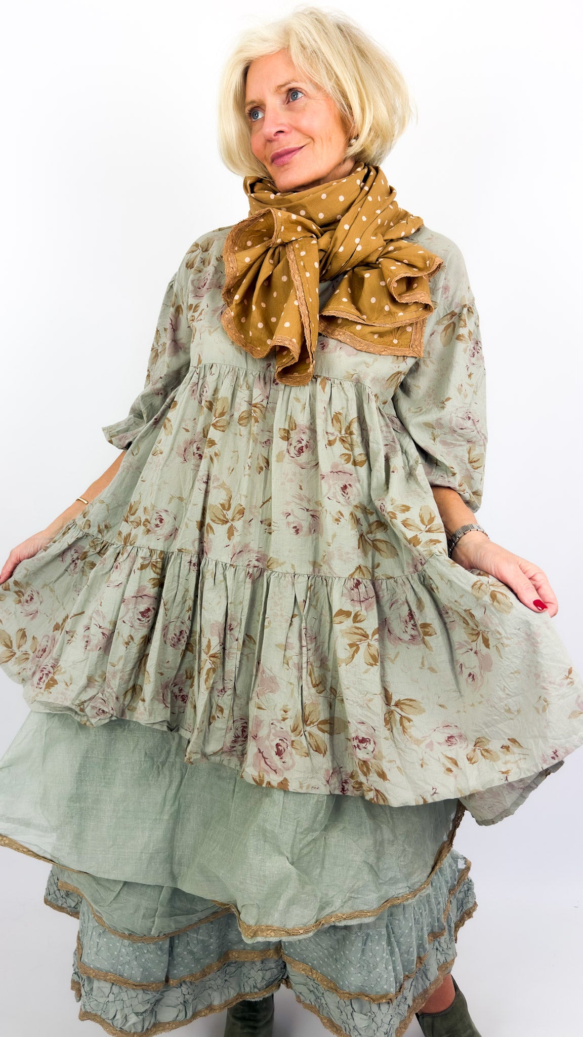 Les Ours Nana Blouse Sage Flowers