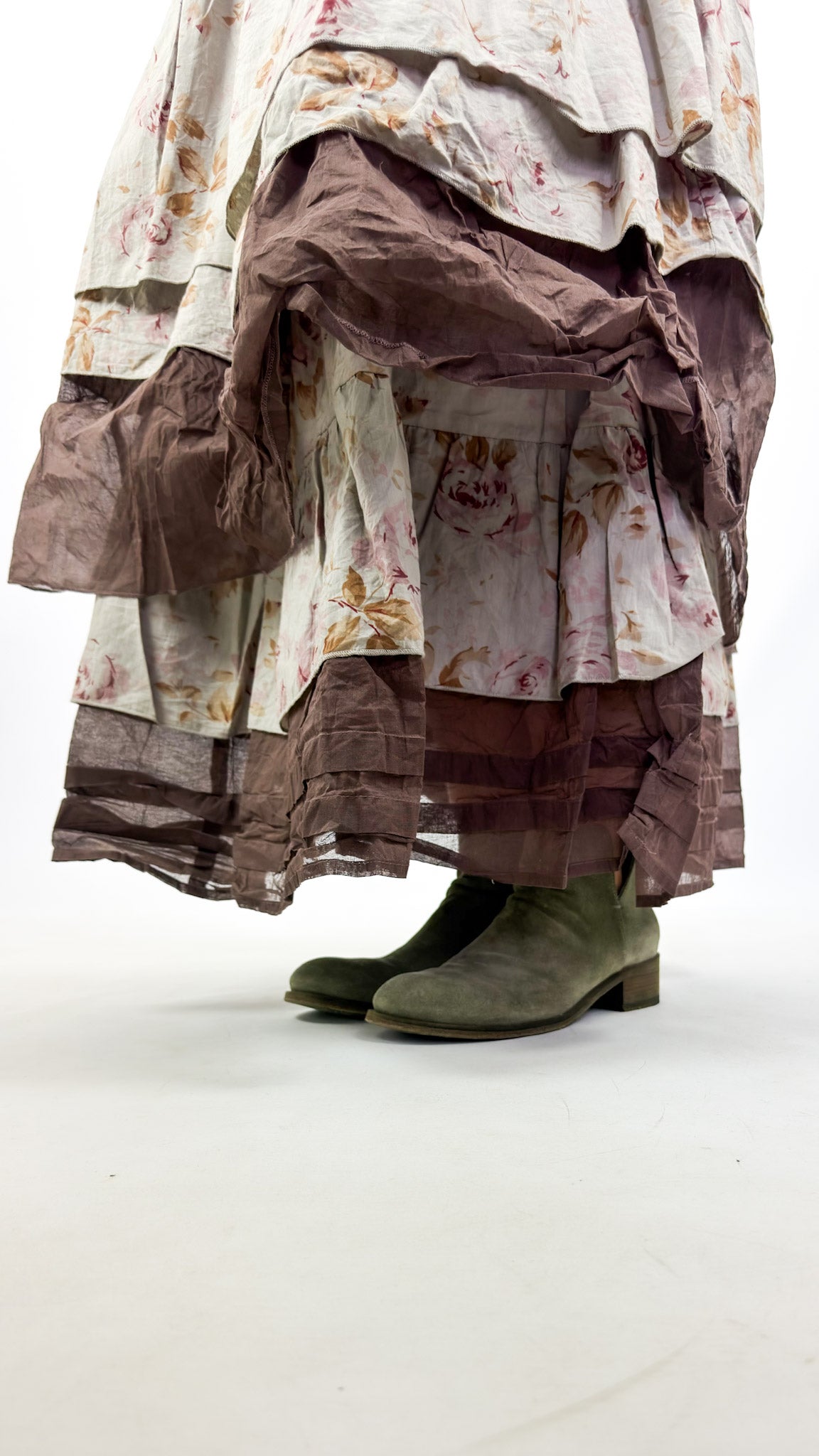 Les Ours Quest Skirt Sage Flowers