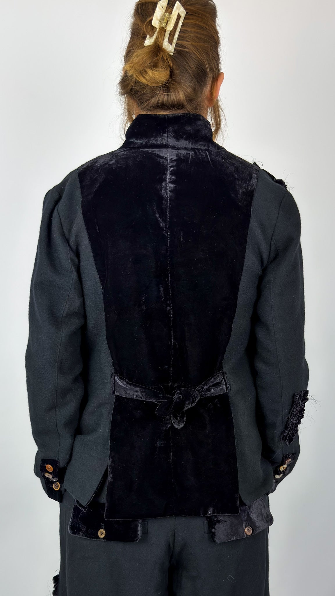 AM 0644 Poets Jacket Black