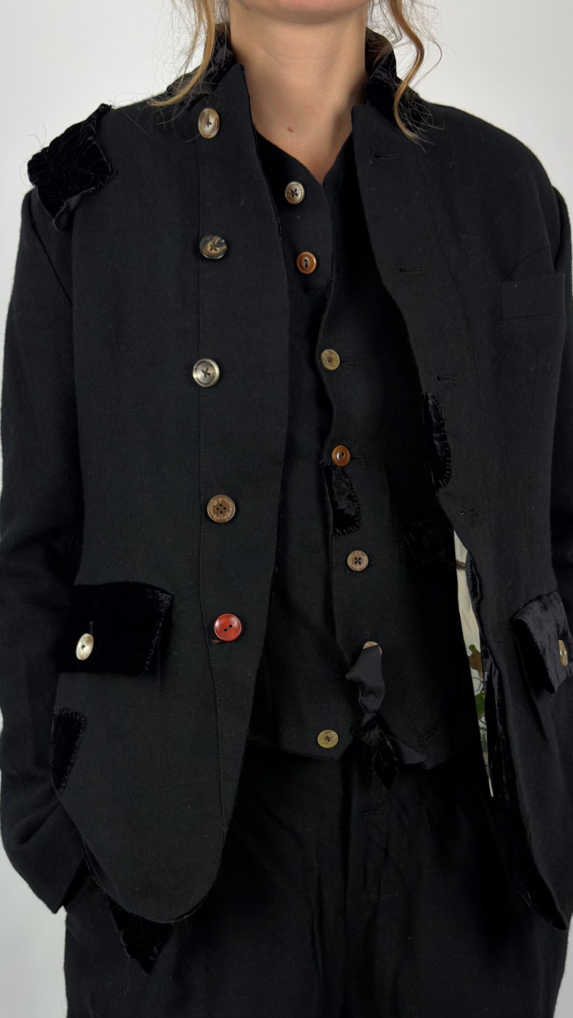 AM 0644 Poets Jacket Black