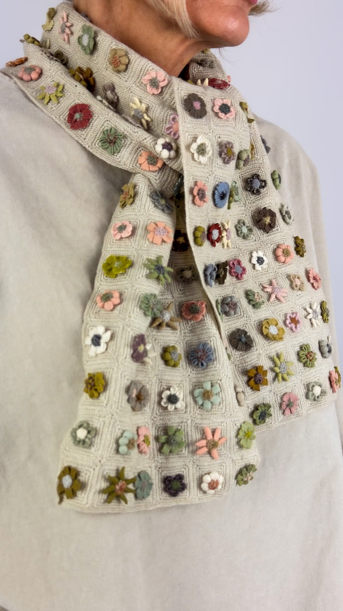 Sophie Digard 4907 Scarf Bou