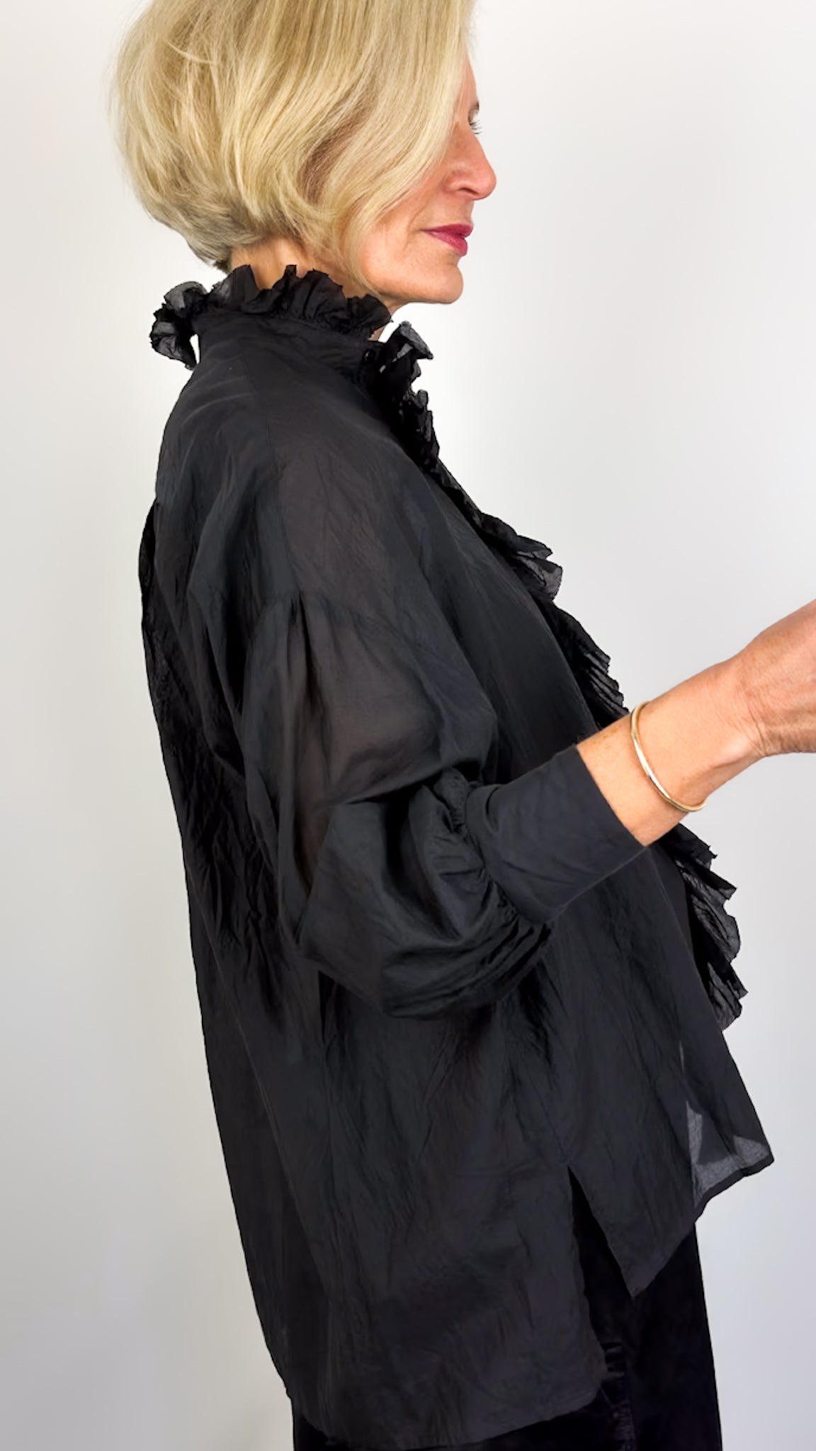 Toujours Bishop Sleeve Shirt Navy Black