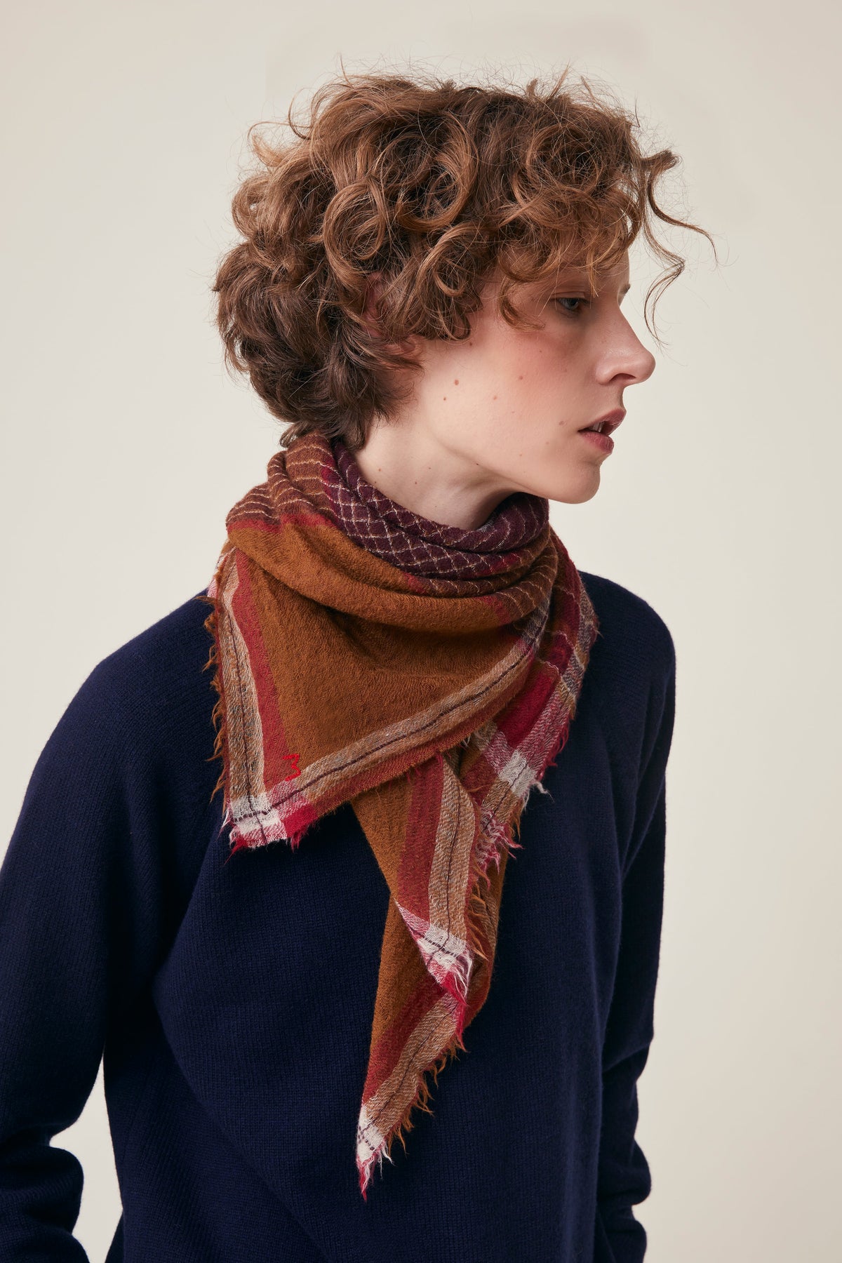 Mois Mont Chai Scarf Taffeta