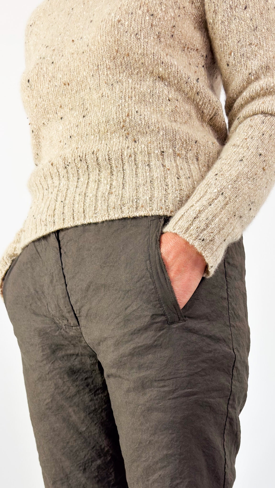 Aequamente 205 Trousers Visone