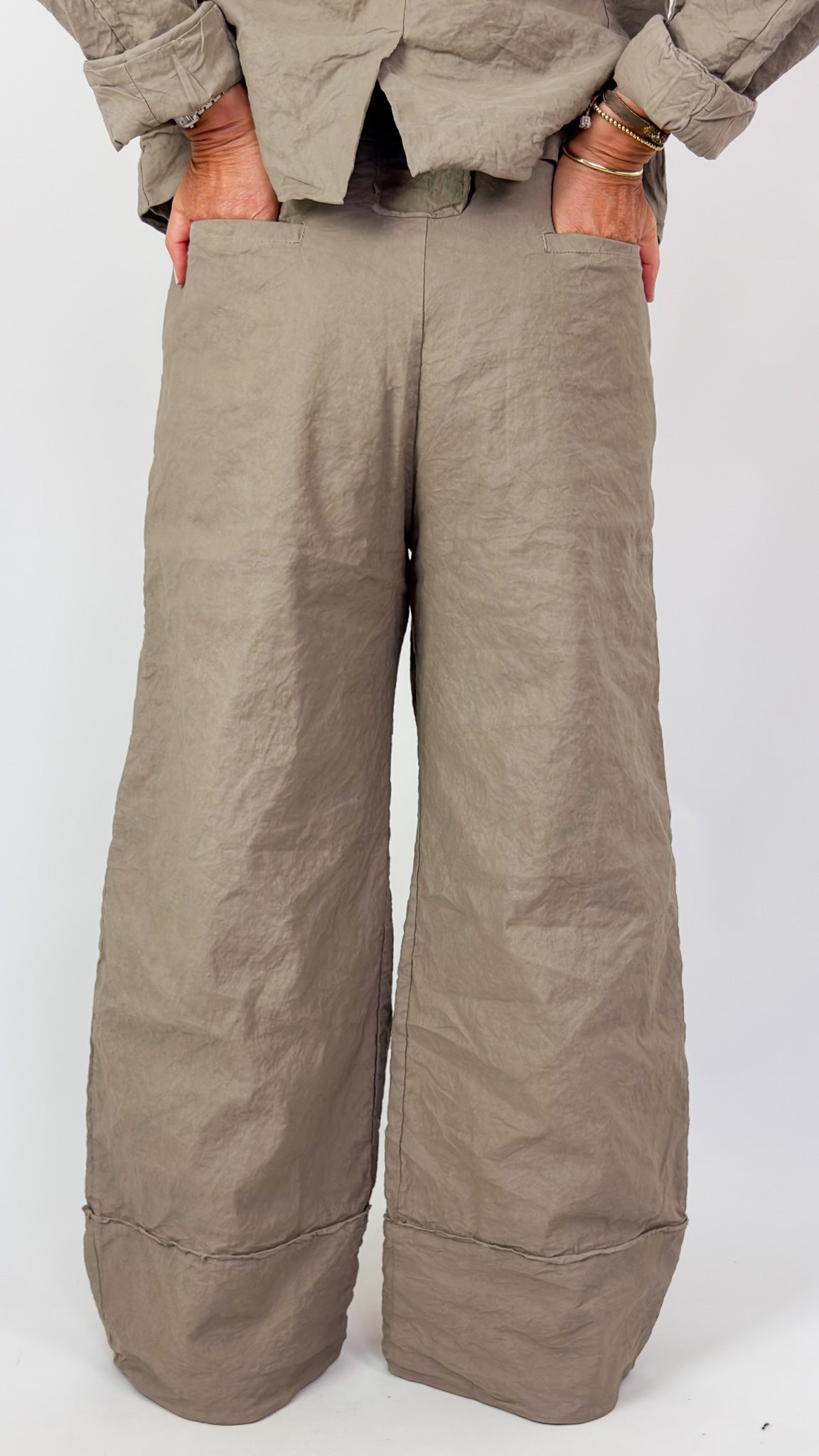 Aequamente 206 Trousers Tortora