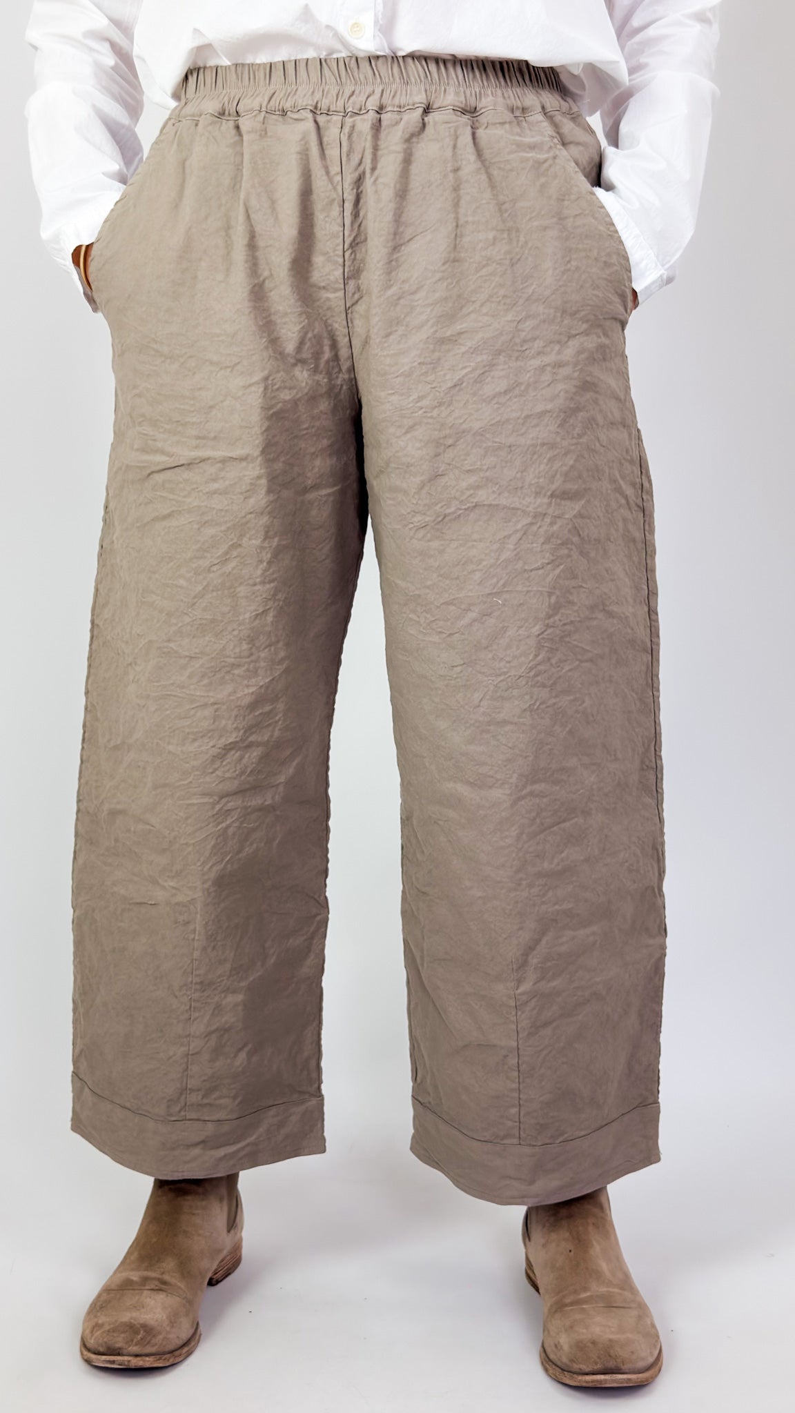 Aequamente 207 Trousers Tortora