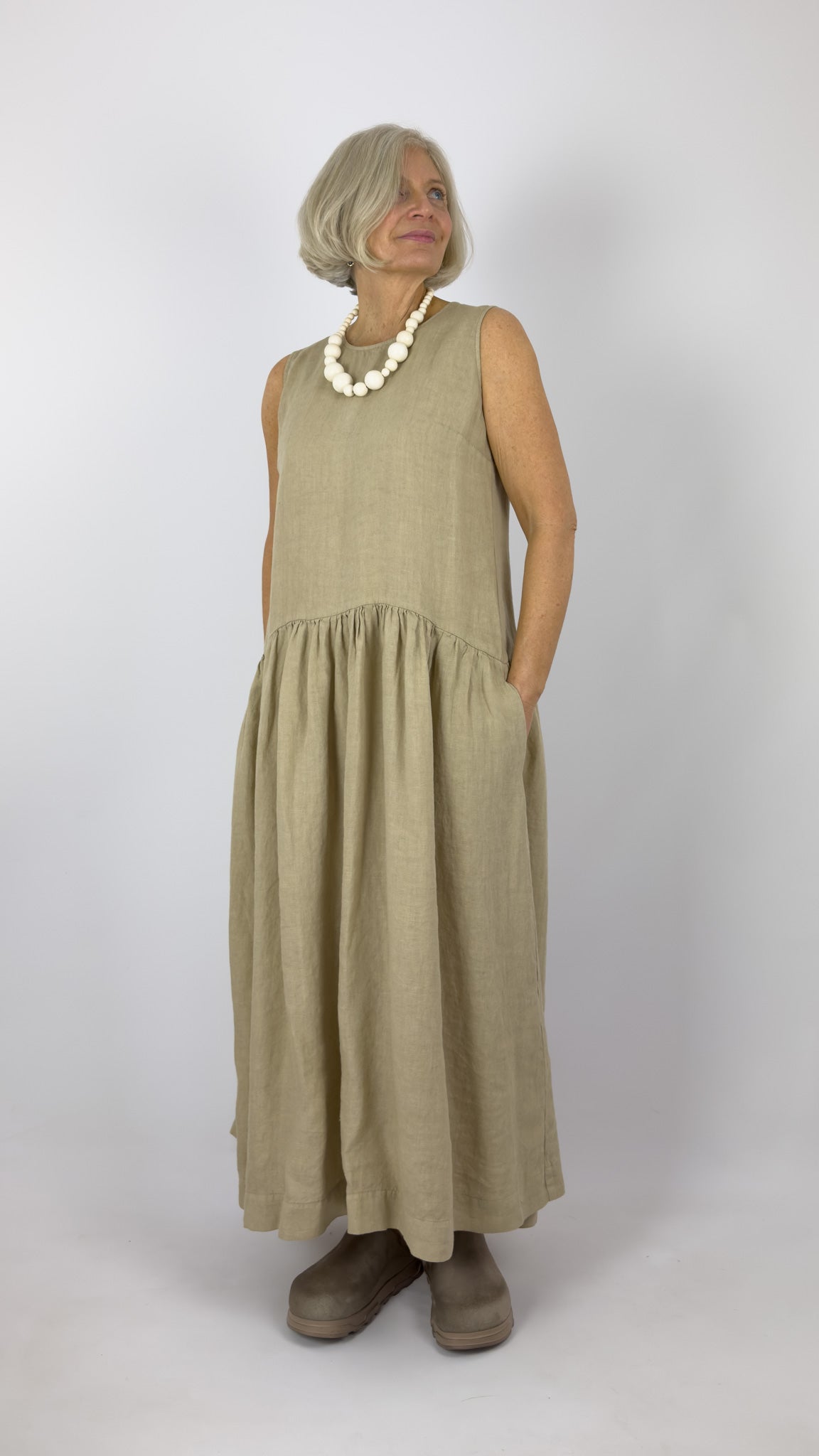 Neirami 224LI Dress Sabbia