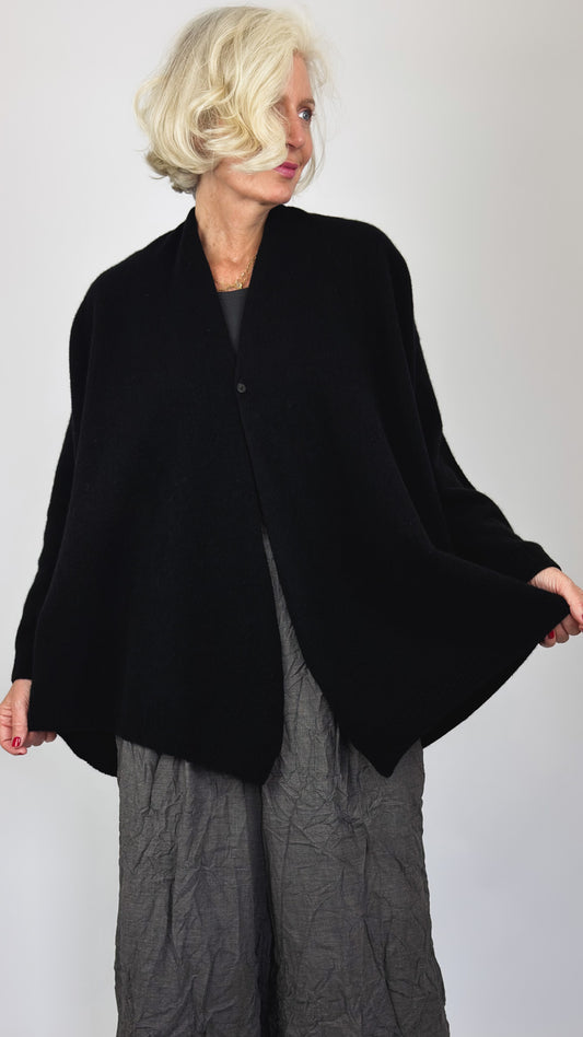 Pas De Calais 2707 Haori Cardigan Black