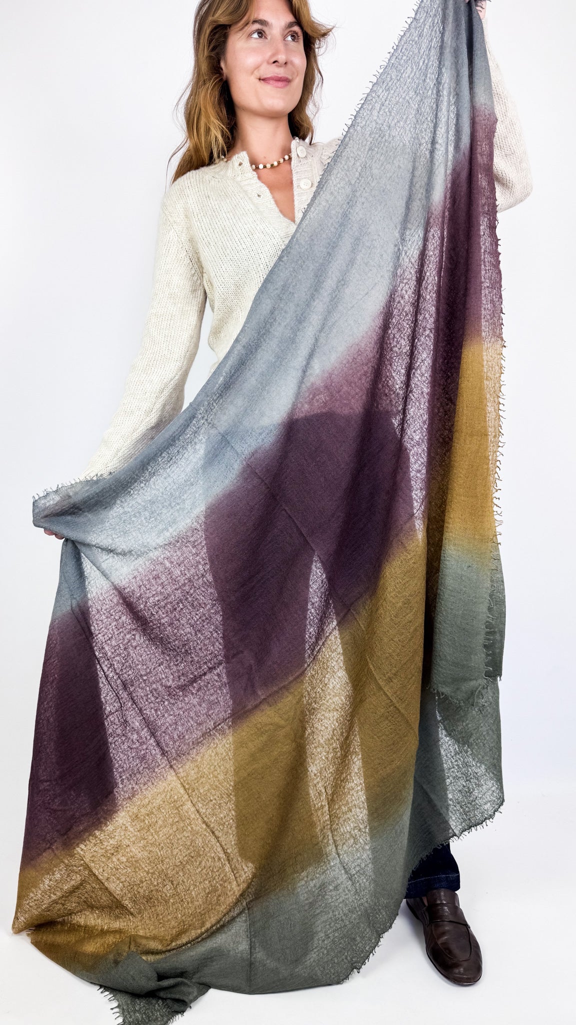 Mirror In The Sky A420 Shawl Flannel/Shadow