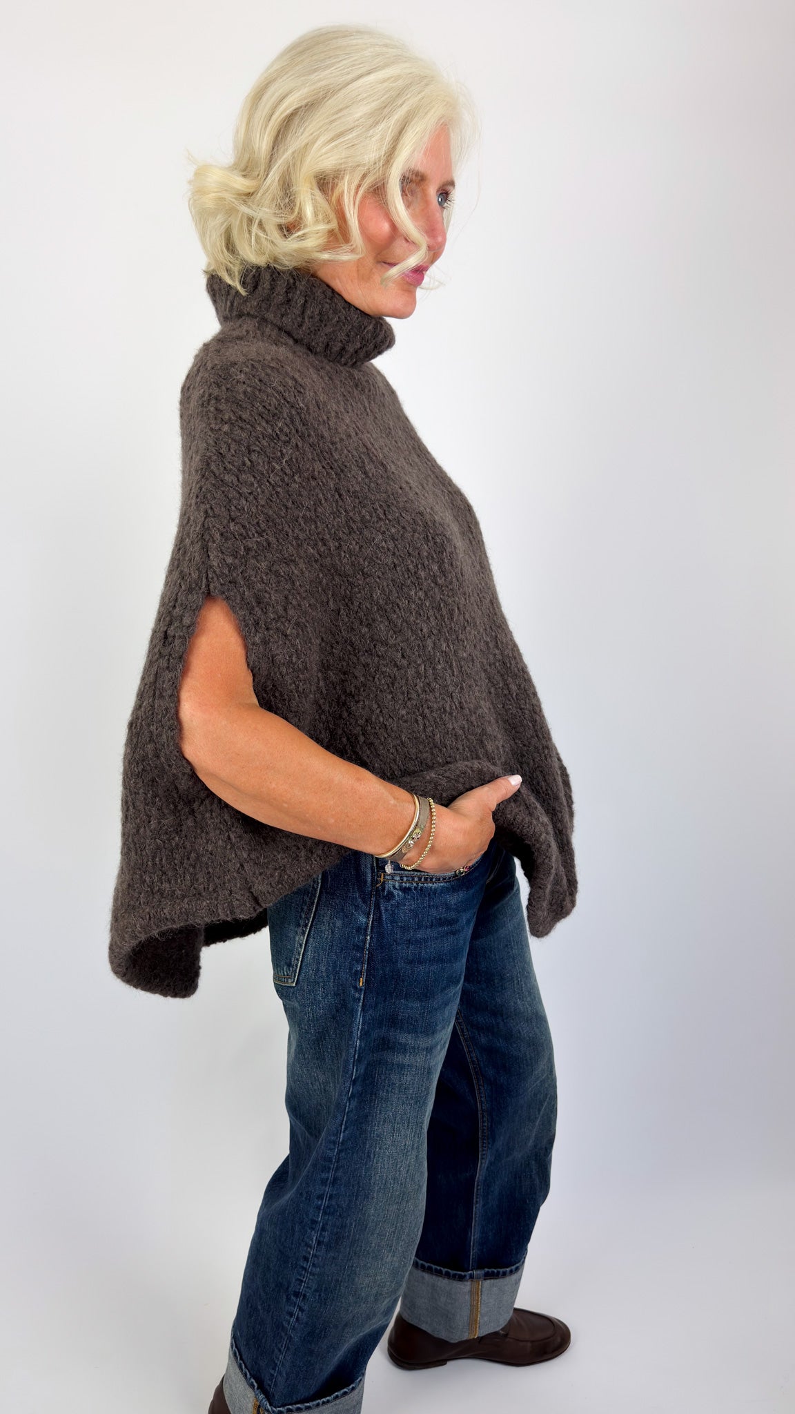 Sibin Linnebjerg Paz Poncho Jumper Coffee