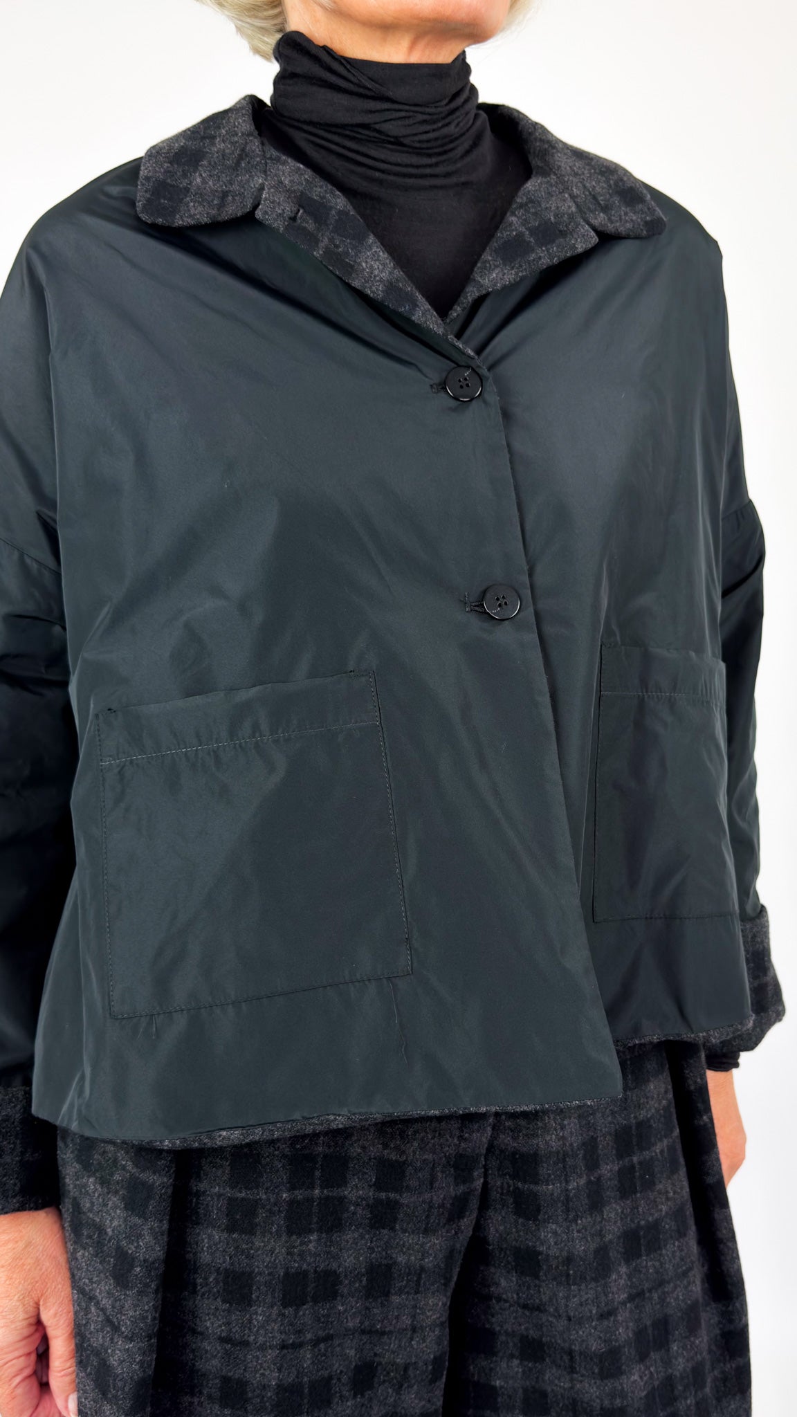 Niermai 322 Jacket Black