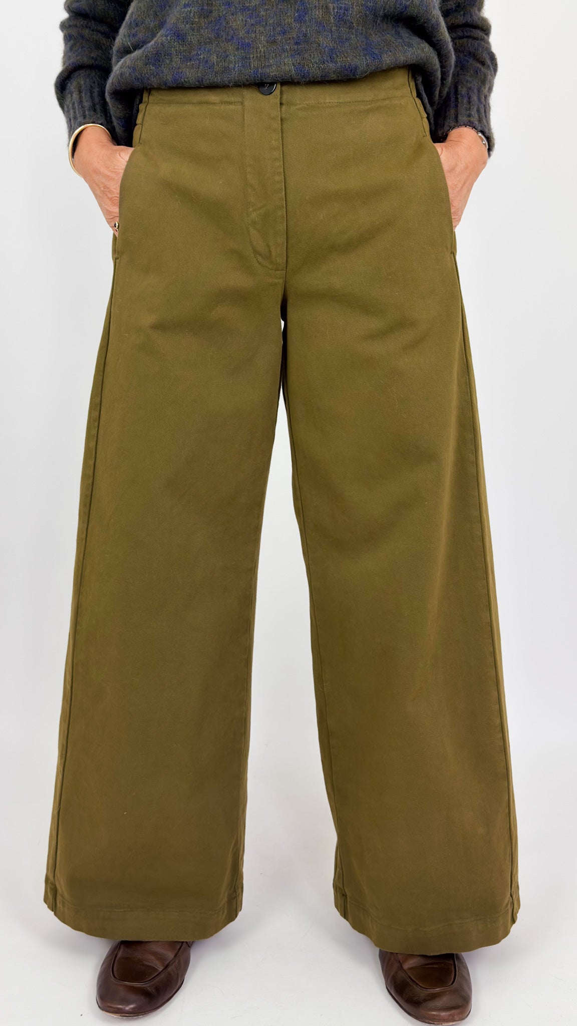 Neirami 312 Trousers Muschio