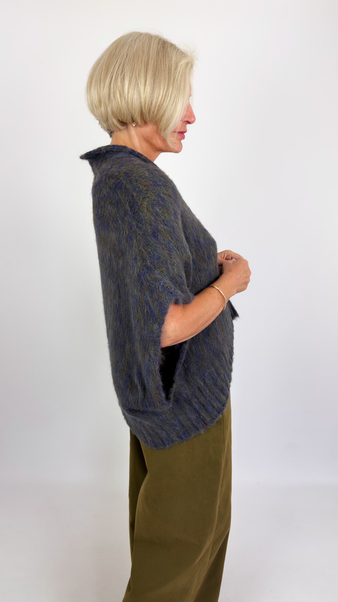 Neirami 116 Cardigan Sodalite
