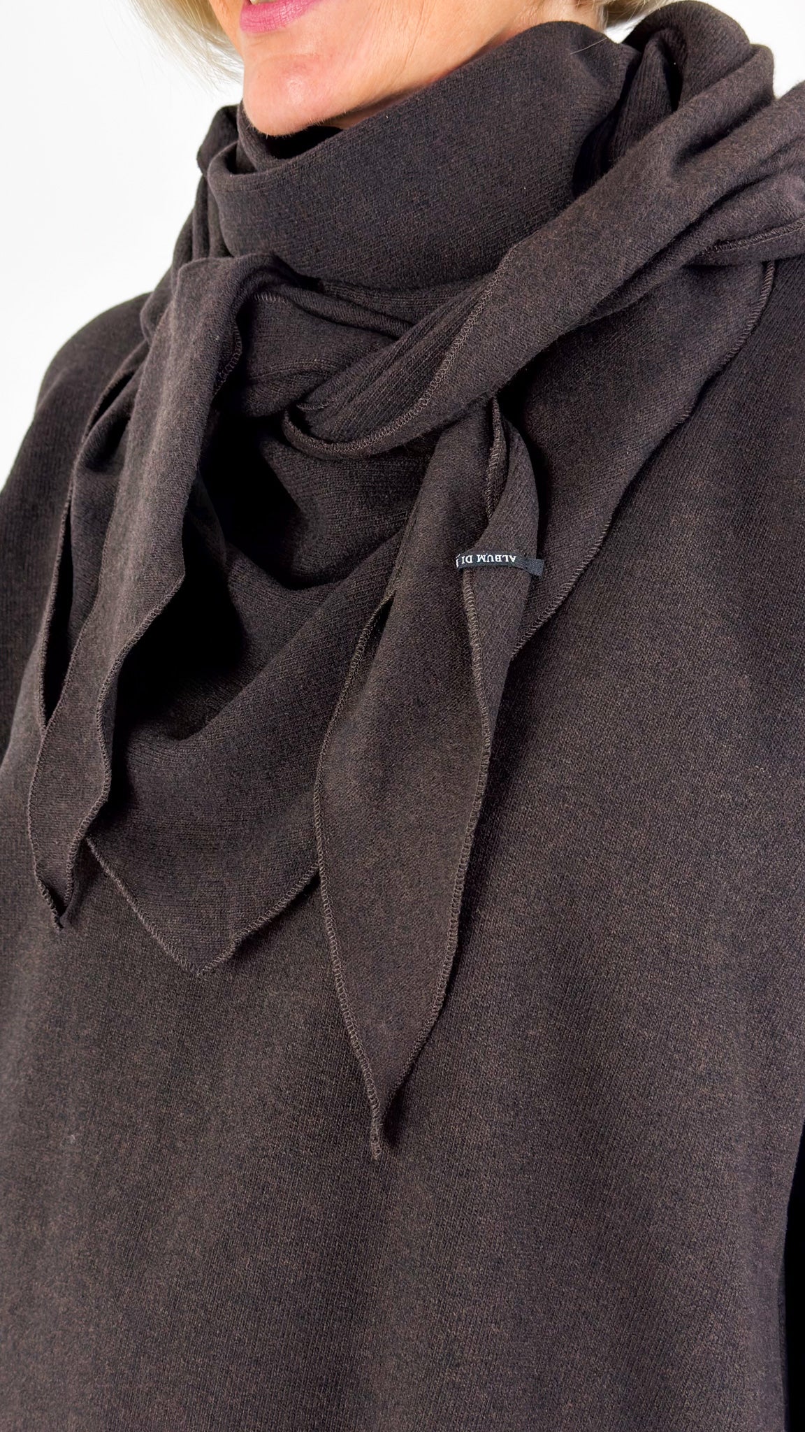 Album Di Famiglia JP Triangle Scarf Brown