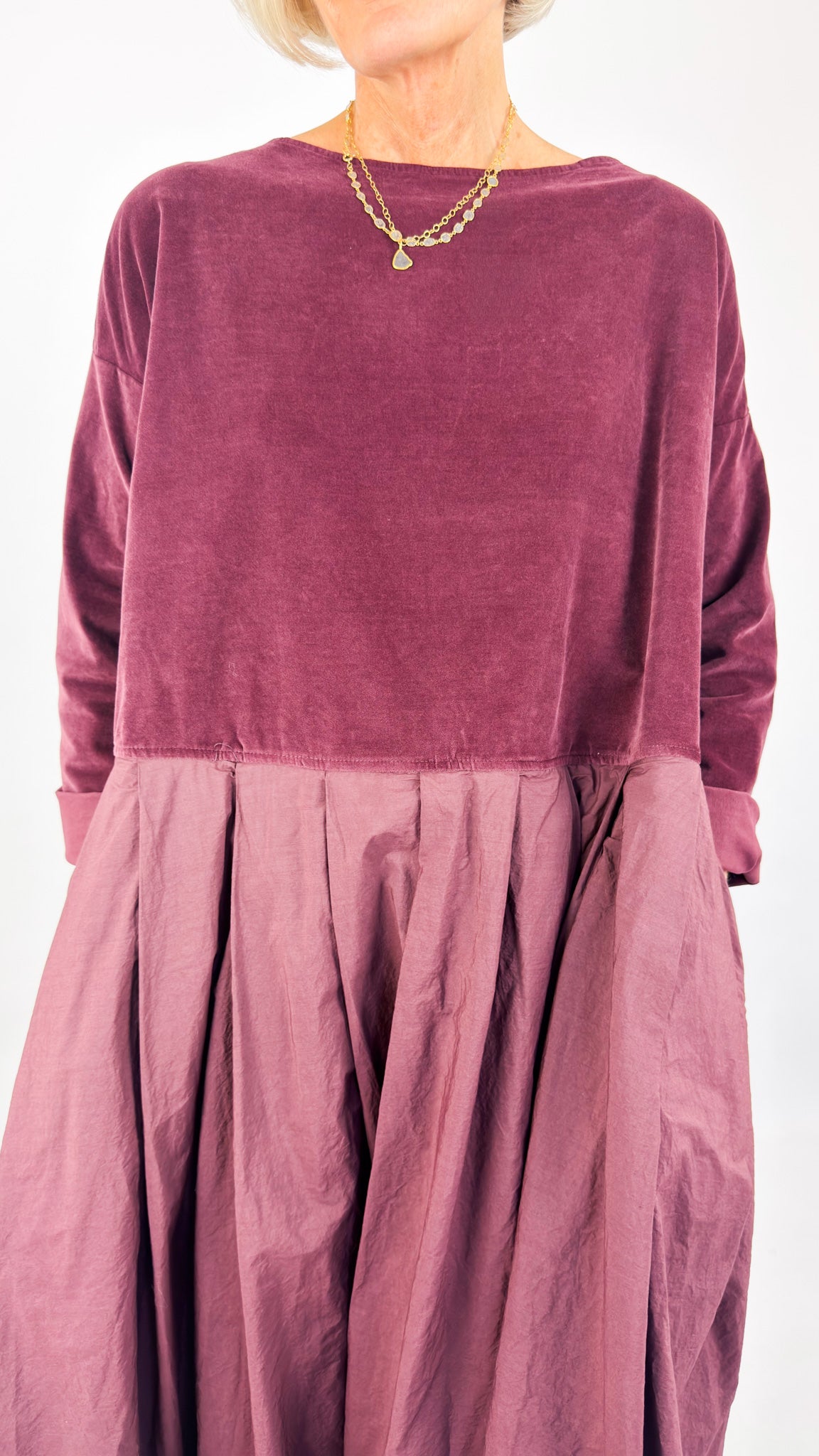 Album Di Famiglia V/TC Boatneck Pleat Dress Wine