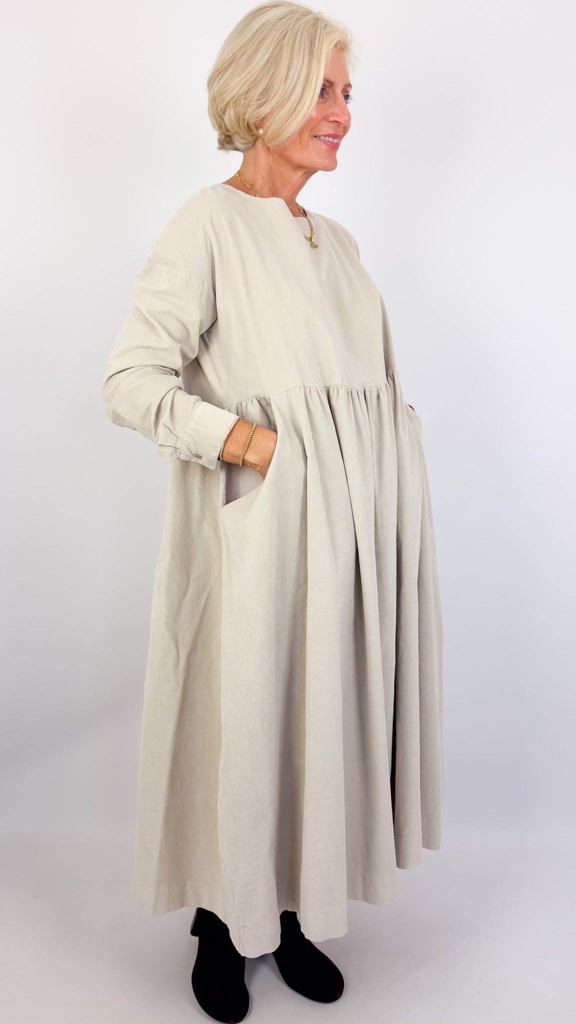 Album Di Famiglia V Round-Neck Dress Oatmeal
