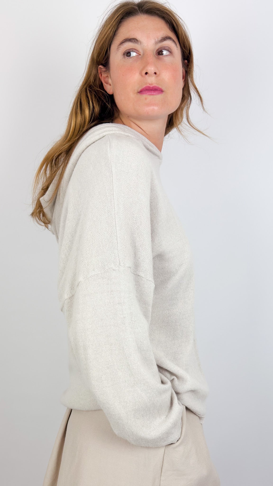 Elsa Esturgie Rouge Jumper Pearl