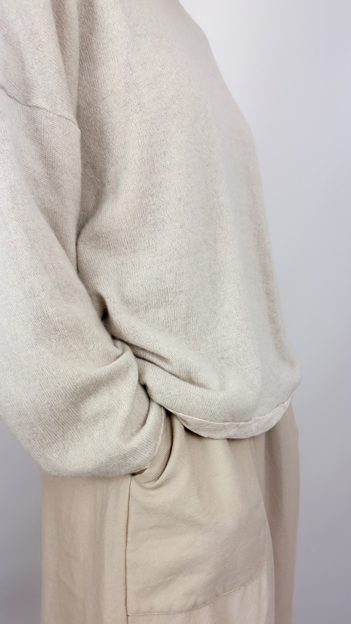 Elsa Esturgie Rouge Jumper Pearl