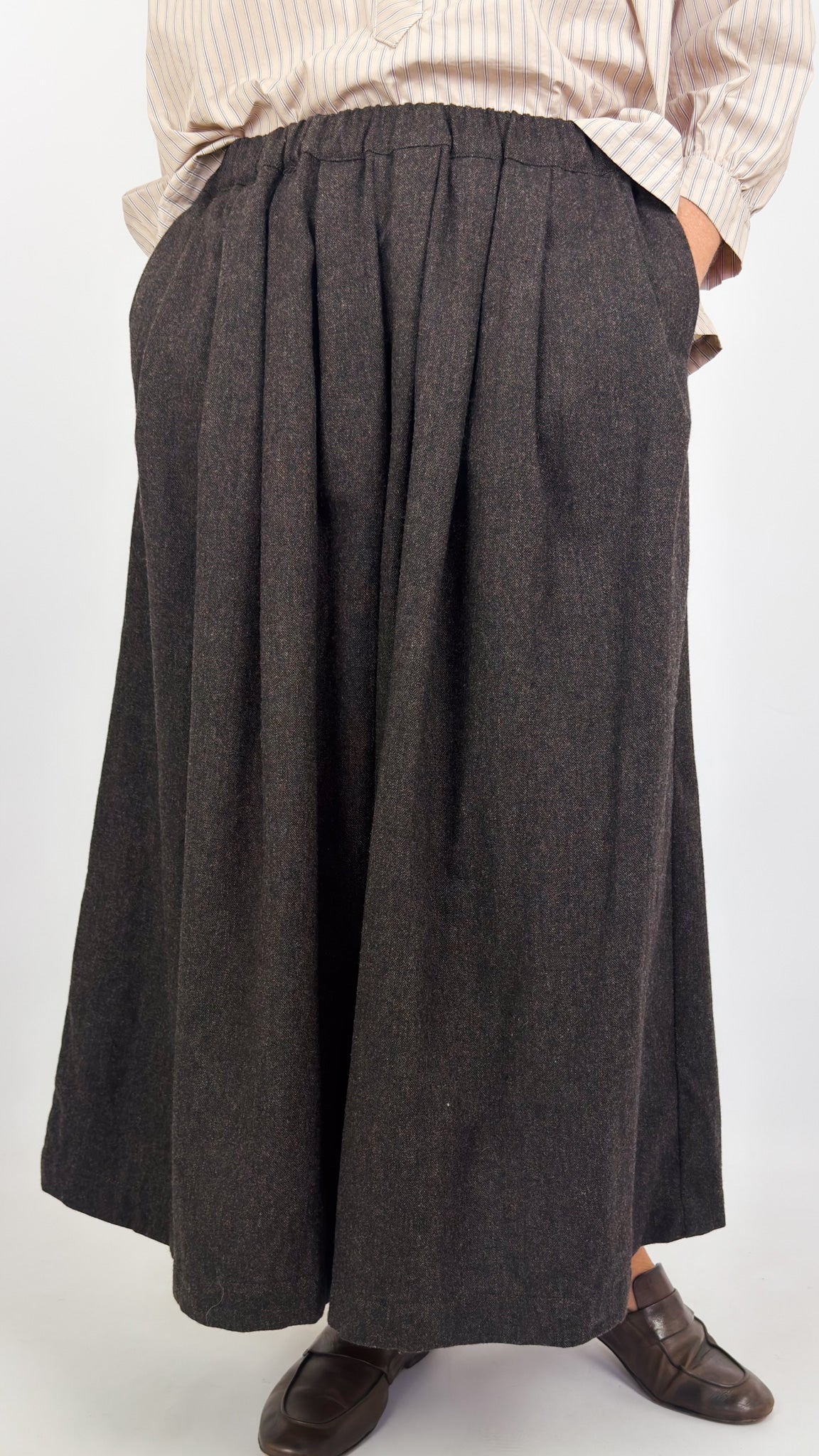 Gallego Desportes 418 Trousers Brown