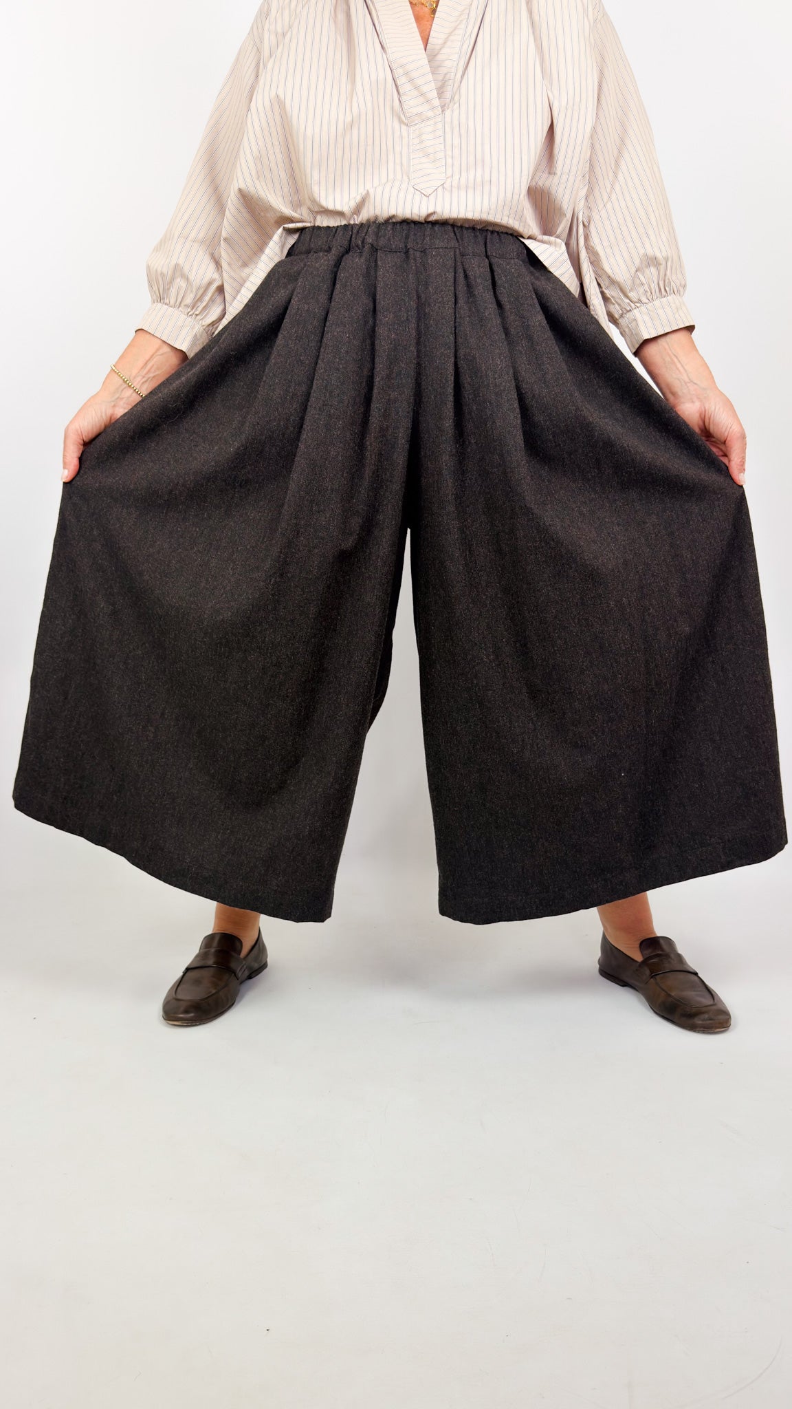 Gallego Desportes 418 Trousers Brown