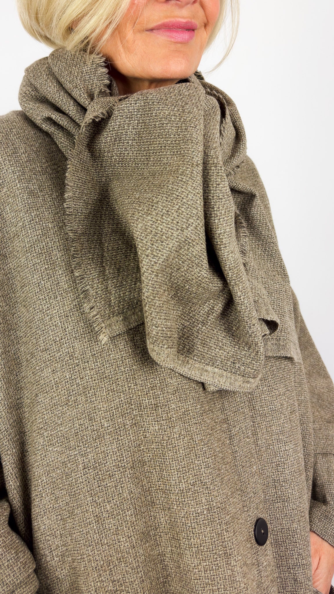Barbara Lang WOL XXX Scarf Biege