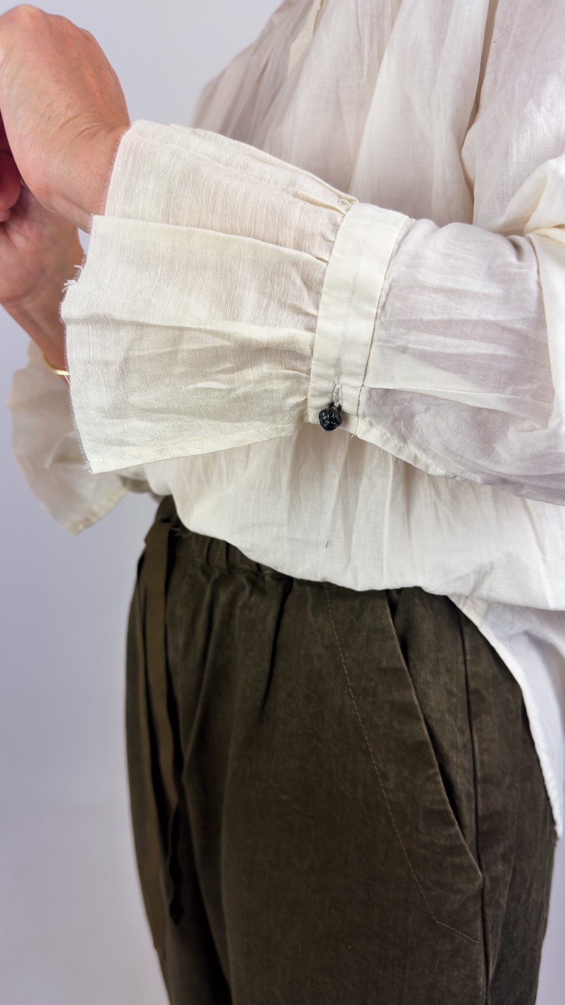 Pas De Calais 6862 Ruffle Blouse Natural