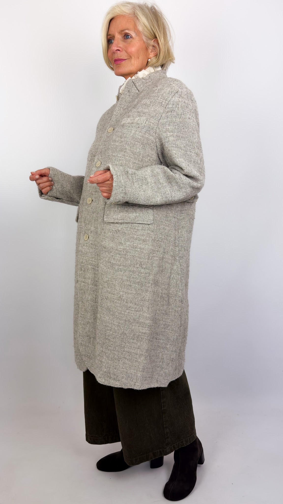 PDC 9392 Chesterfield Coat Beige