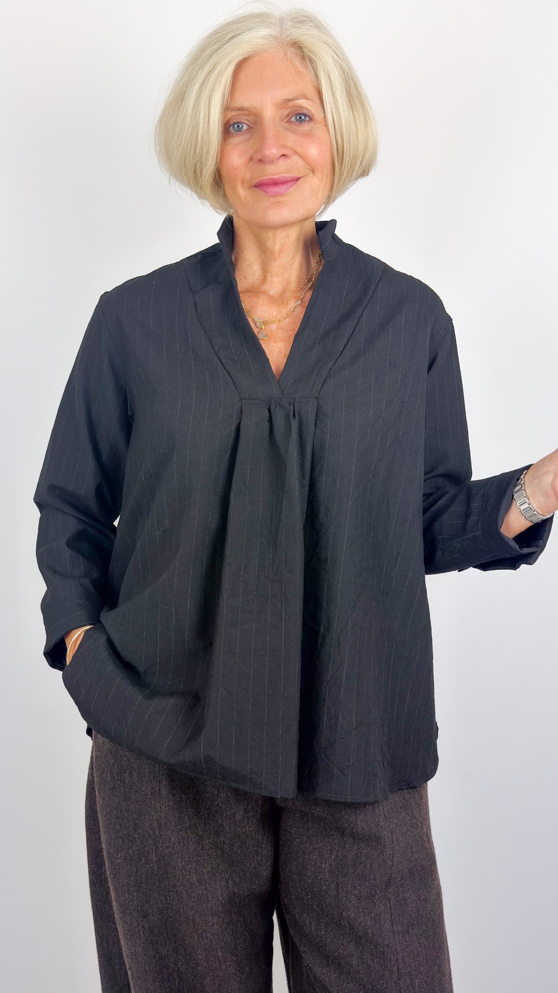 Bergfabel Vera Shirt Black Stripe