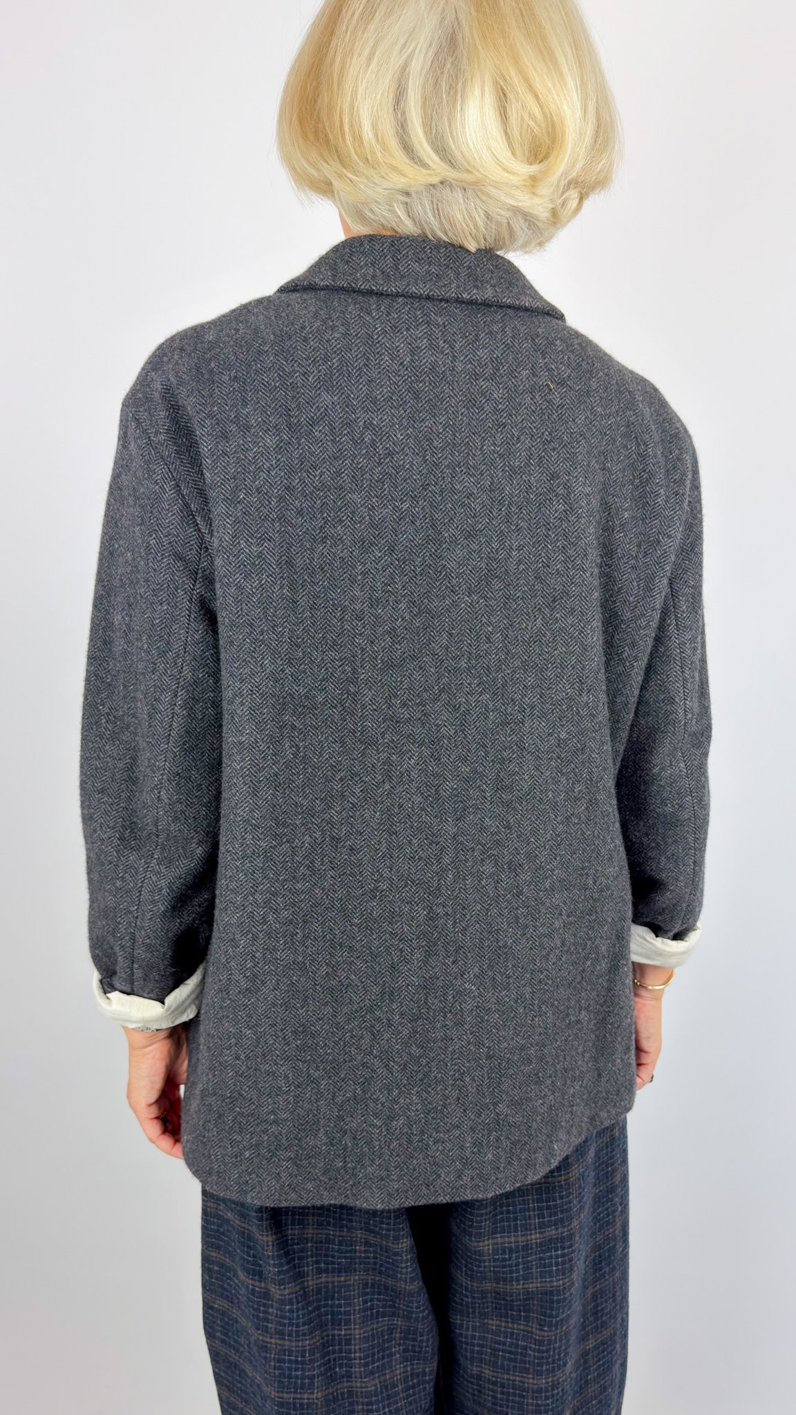 Apuntob 2026 Jacket Cement
