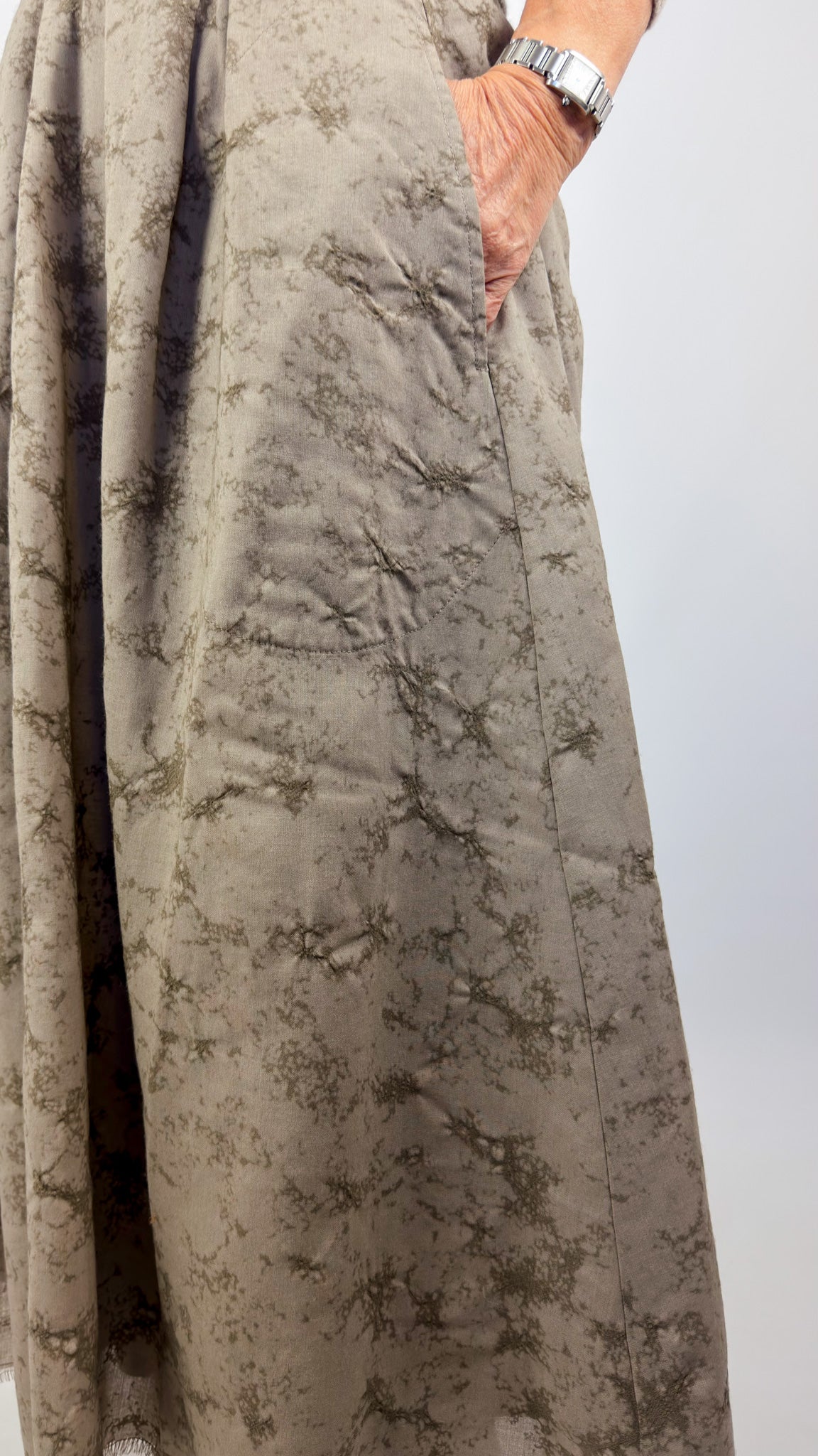 Aequamente 230 Skirt Tortora