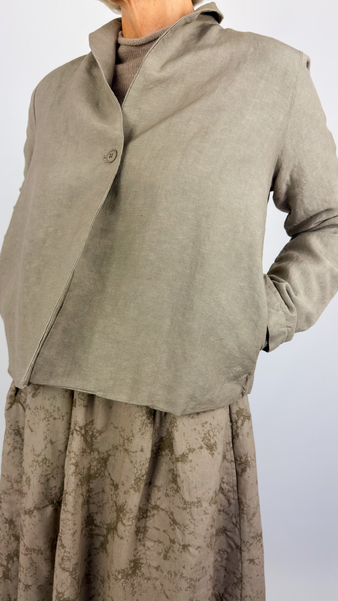 Aequamente 216 Jacket Tortora