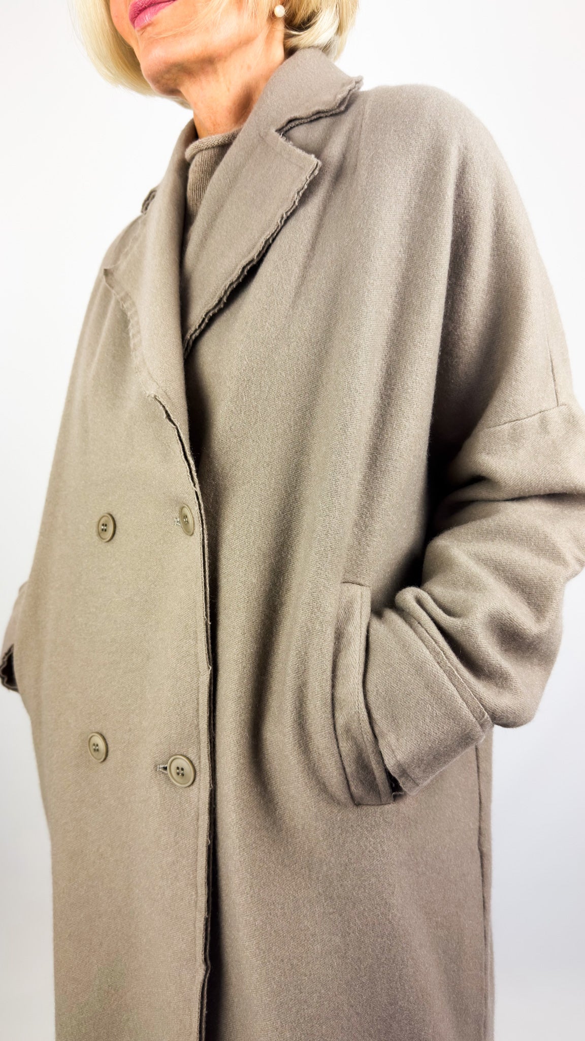 Aequamente 211 Coat Tortora