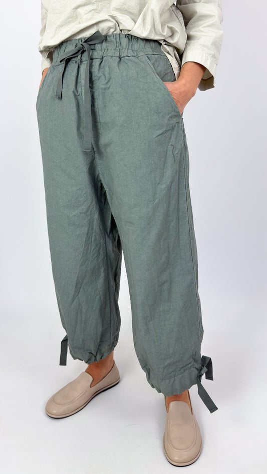 Album Di Famiglia 132 CC Trousers Sage