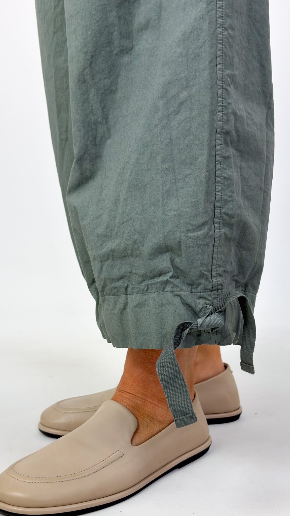 Album Di Famiglia 132 CC Trousers Sage