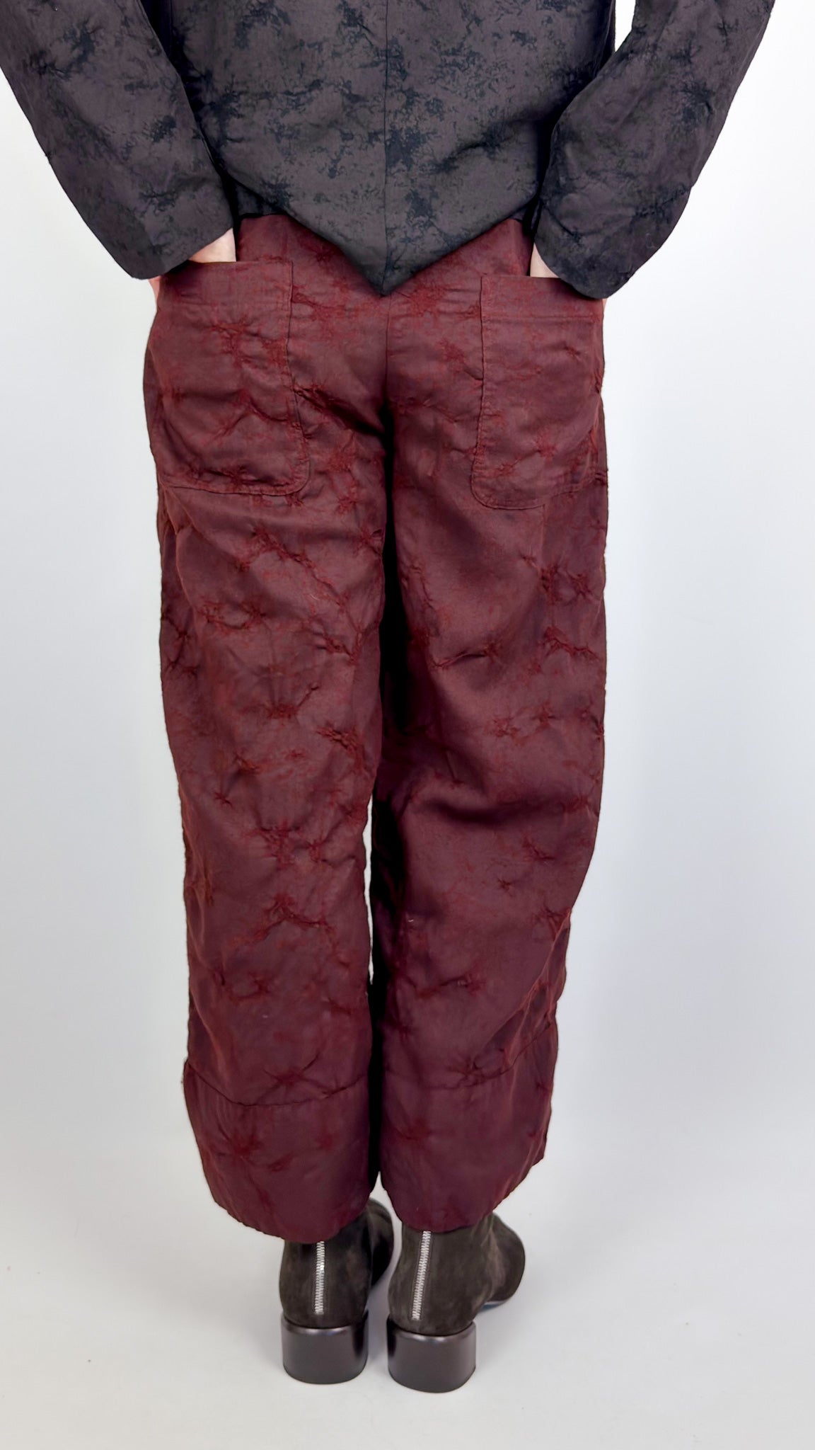 Aequamente 231 Trousers Amarena