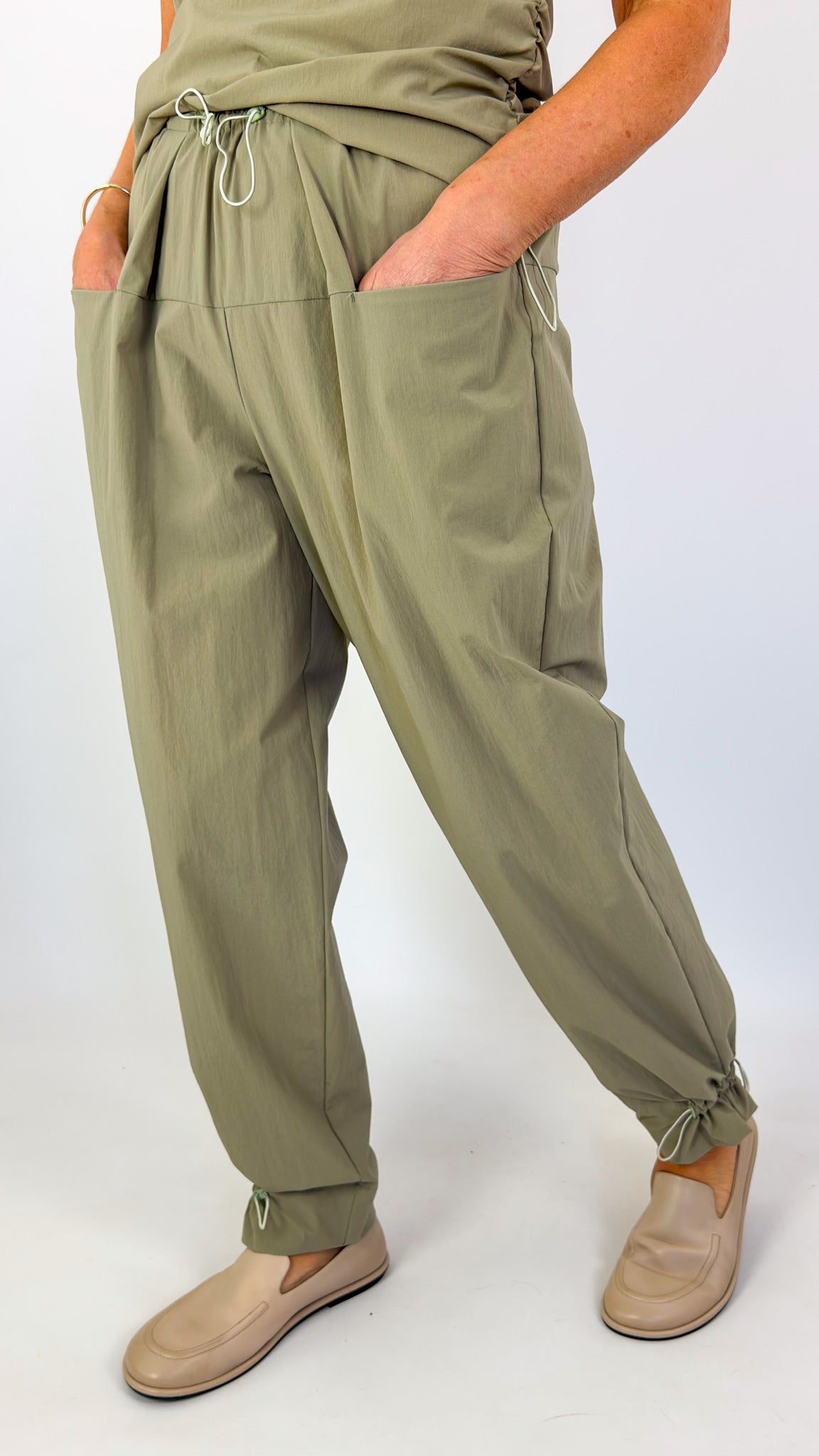 Annette Gortz Flux Trousers Grey/Green