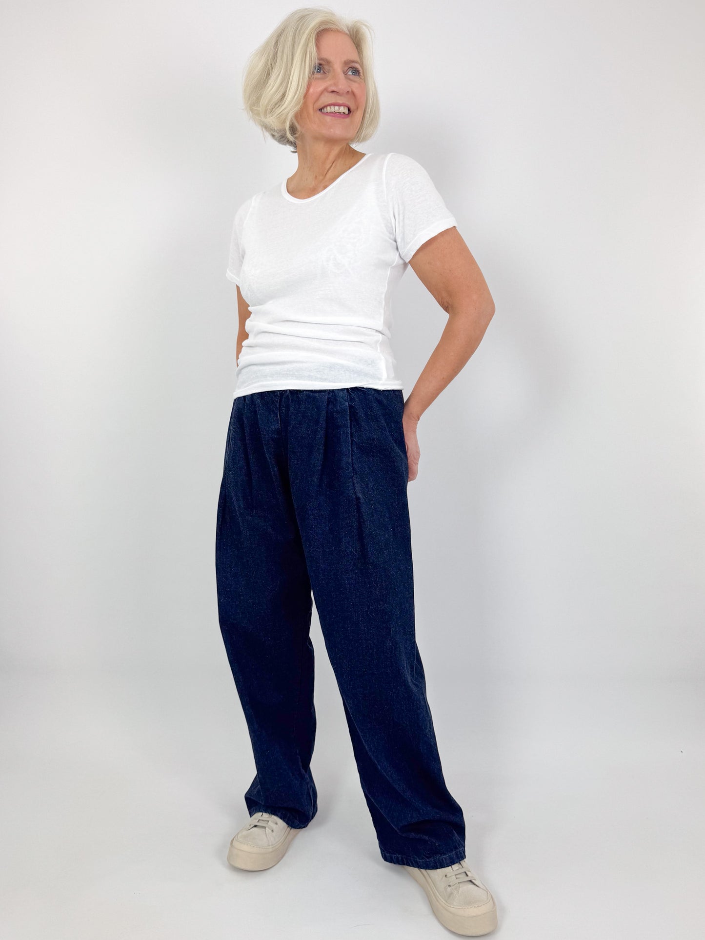 Apuntob 1382 Trousers Indigo