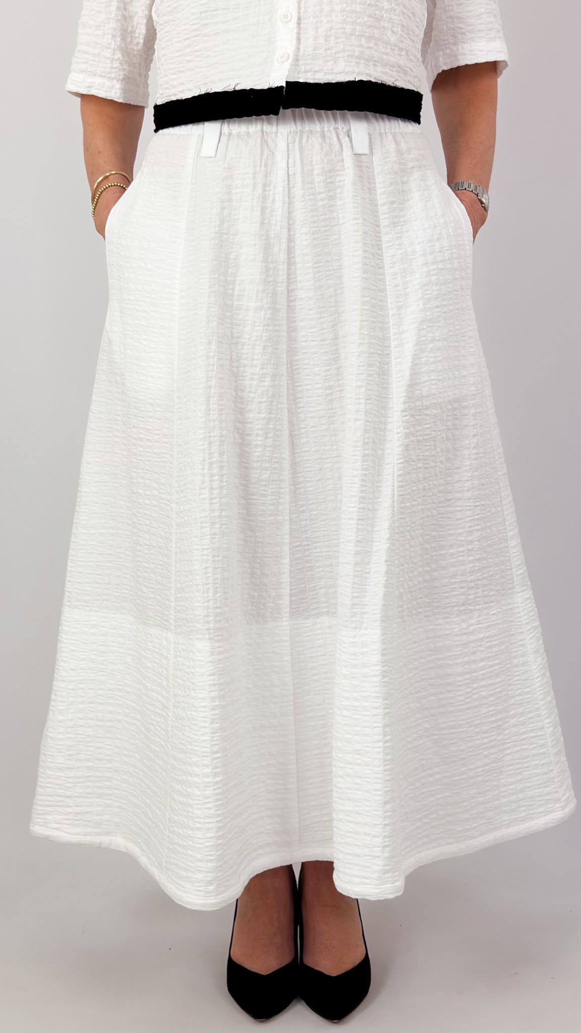 Les Filles d'Ailleurs 635 Skirt White