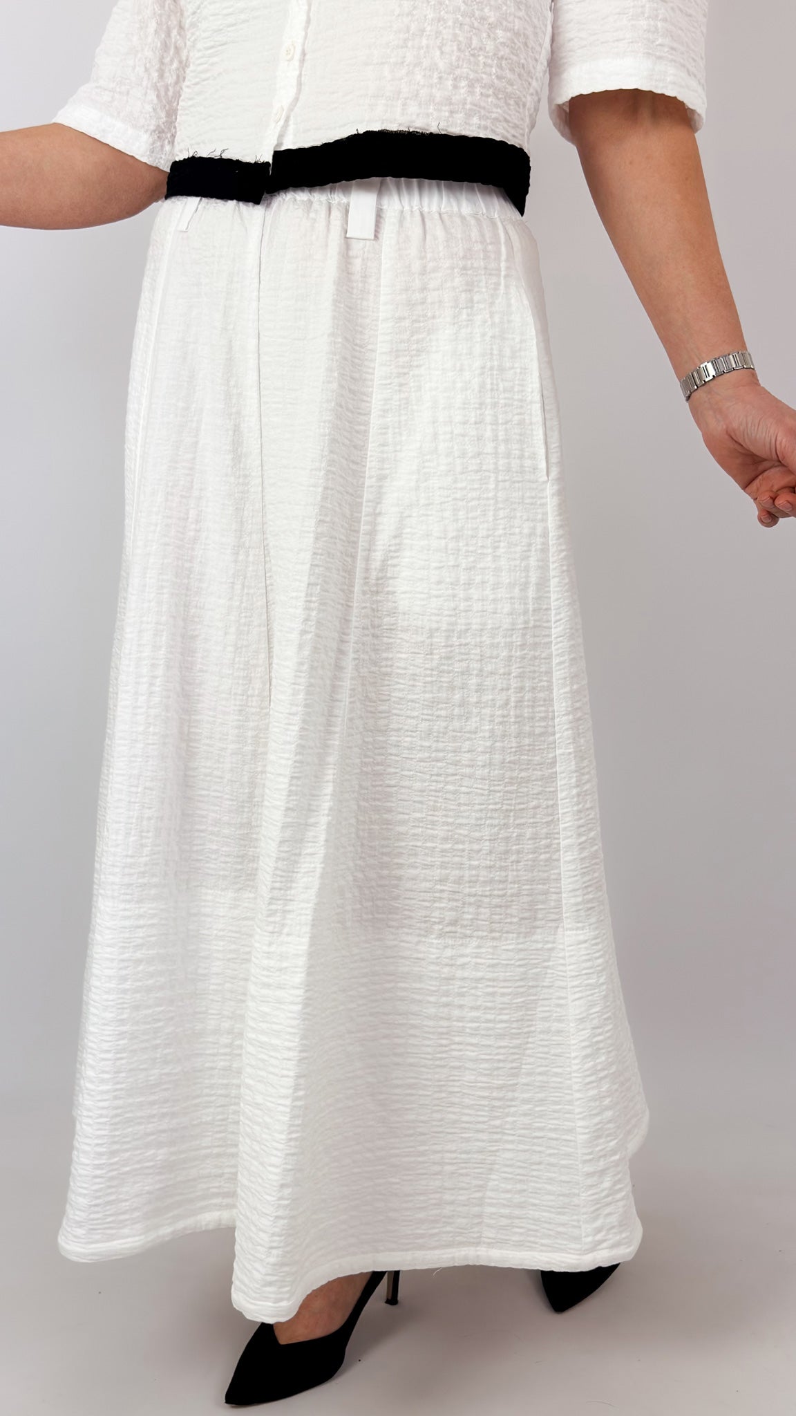 Les Filles d'Ailleurs 635 Skirt White