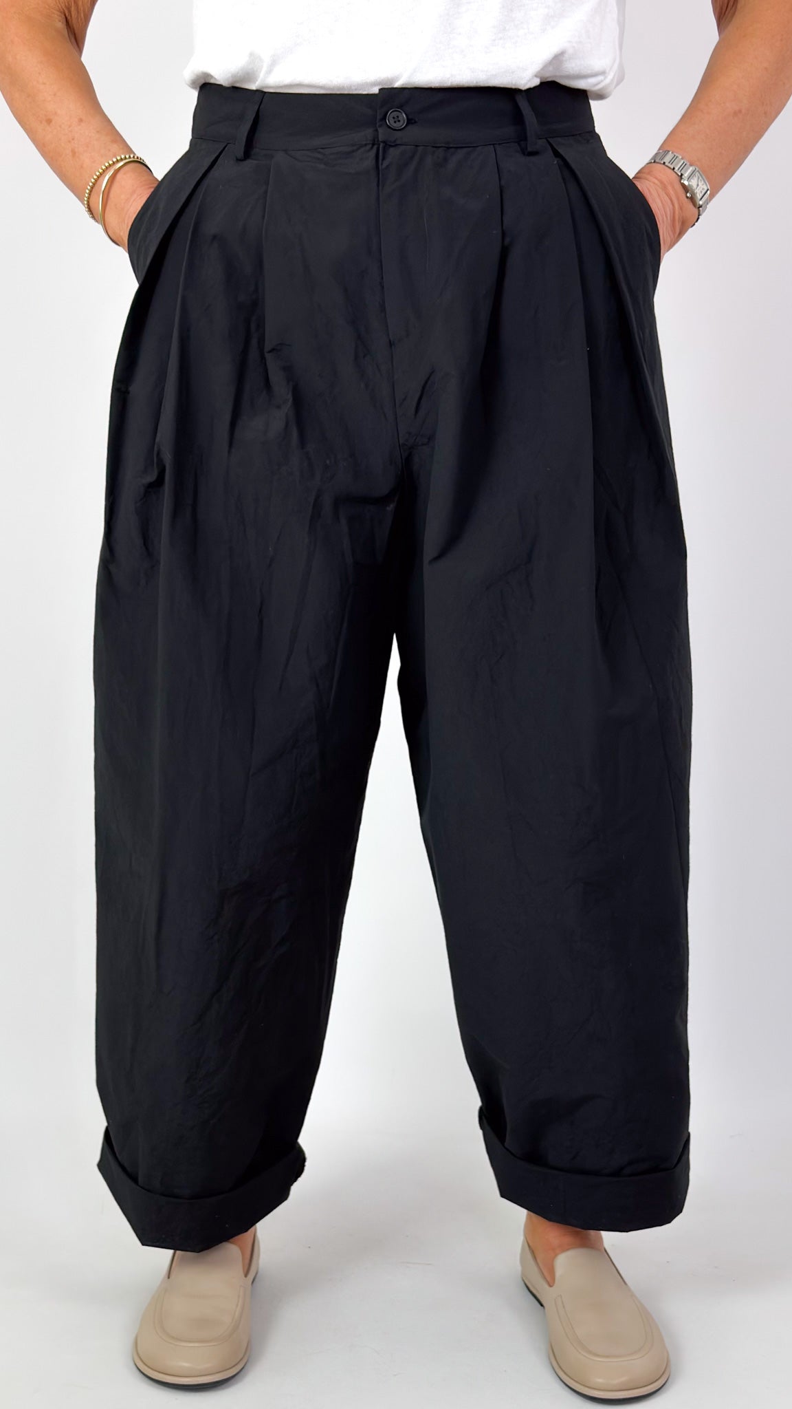 Apuntob 2048 Trousers Black