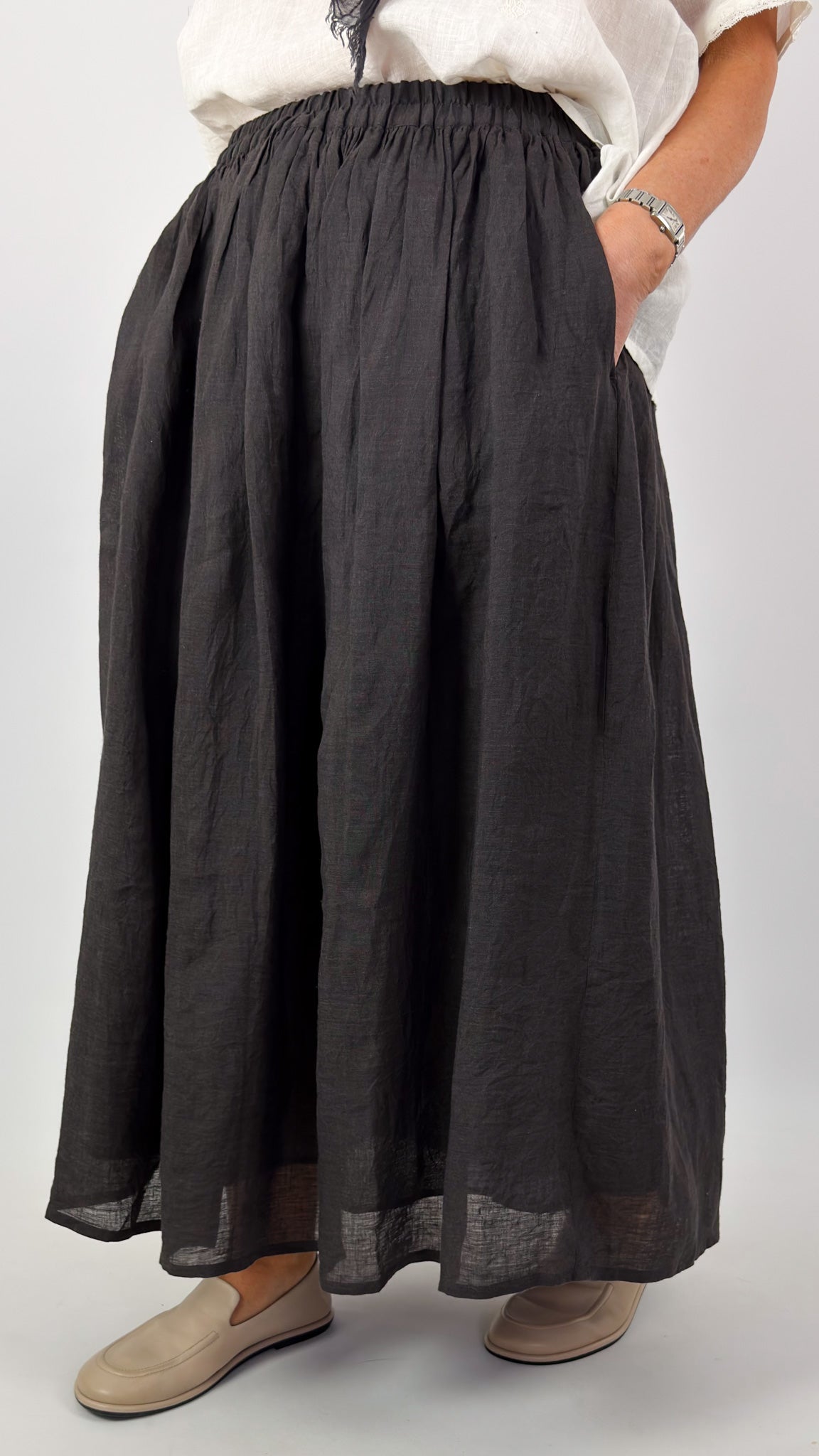 Maison de Soil 273 Skirt Off Black