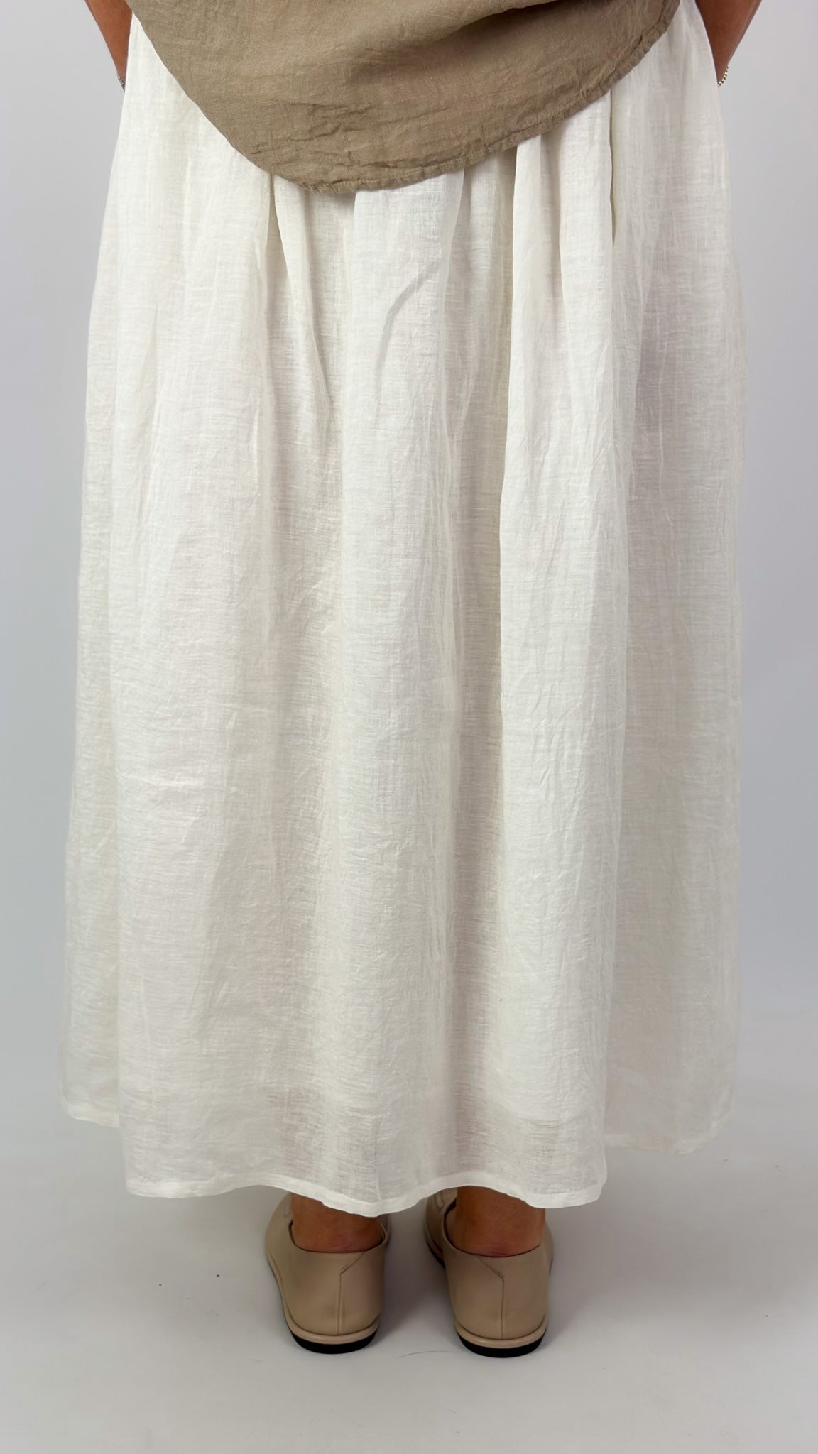 Maison de Soil 273 Skirt White