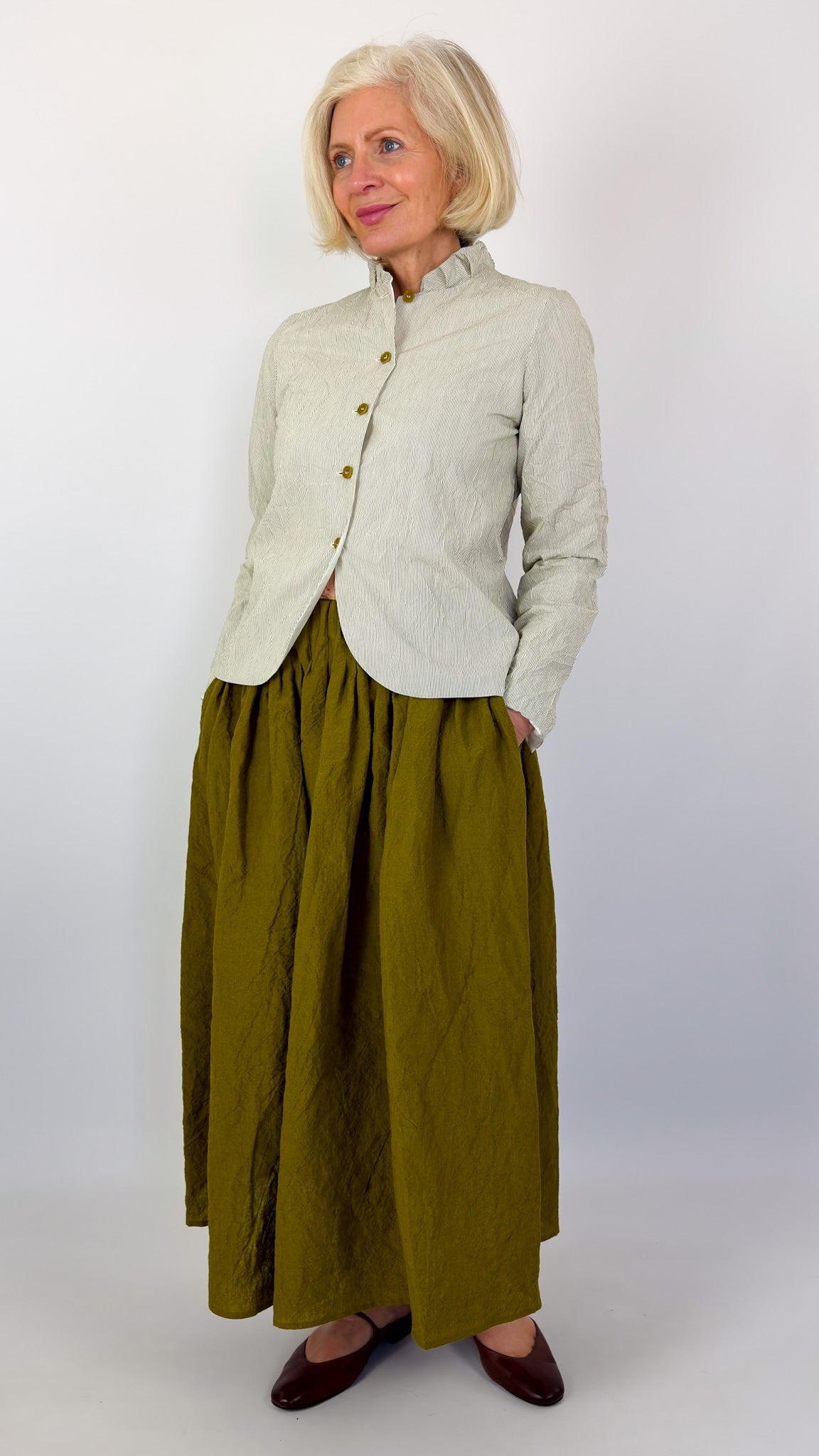 Apuntob 1883 Skirt Oil