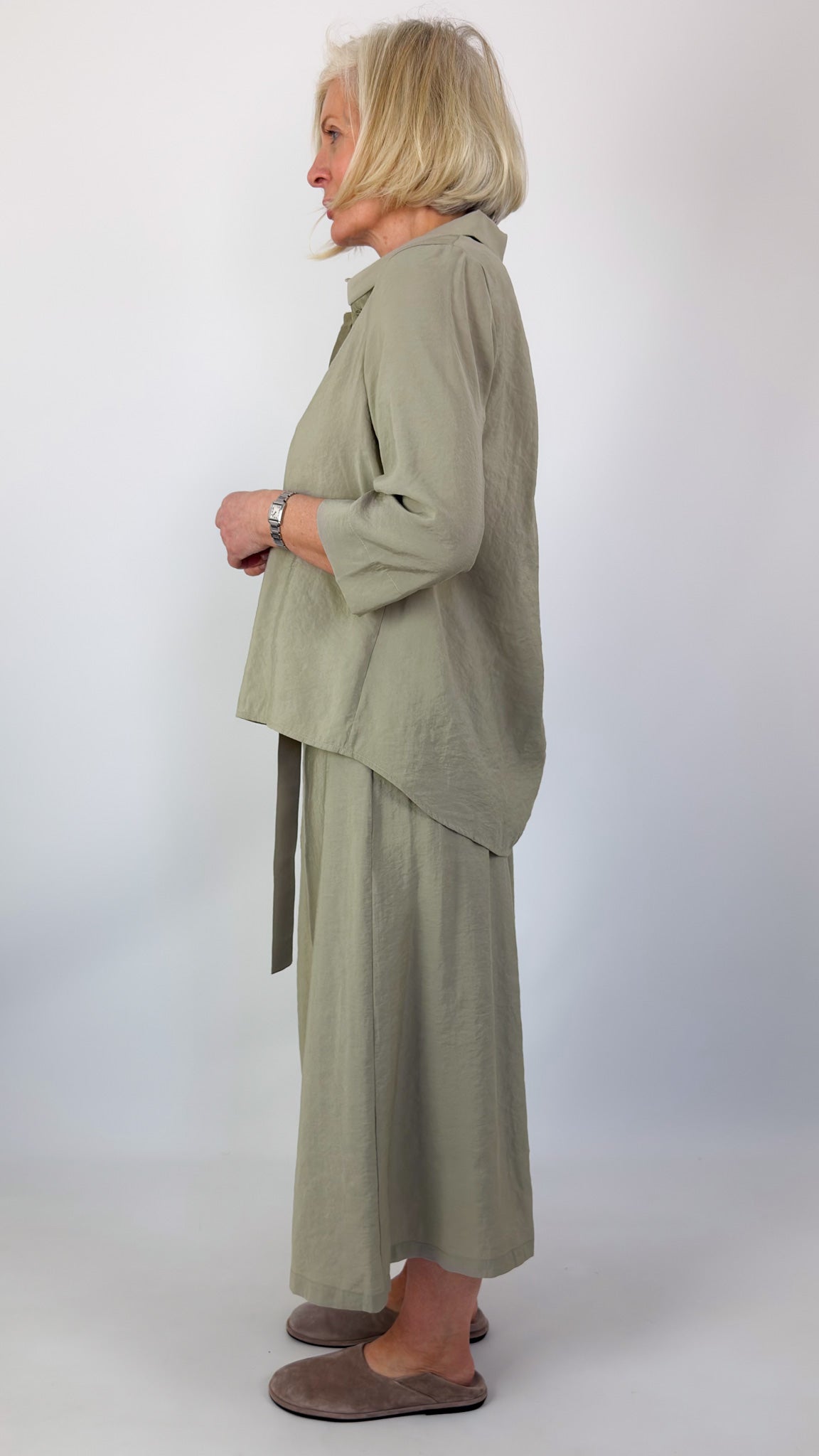 Humility Uchizora Blouse Army