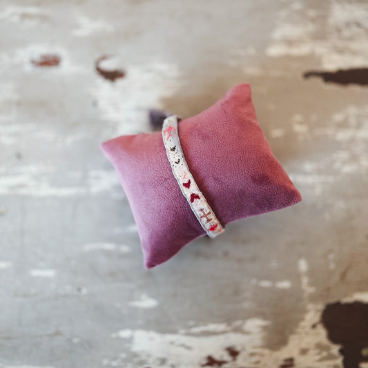 Antomoon Embroidered Silk Bracelet No.12